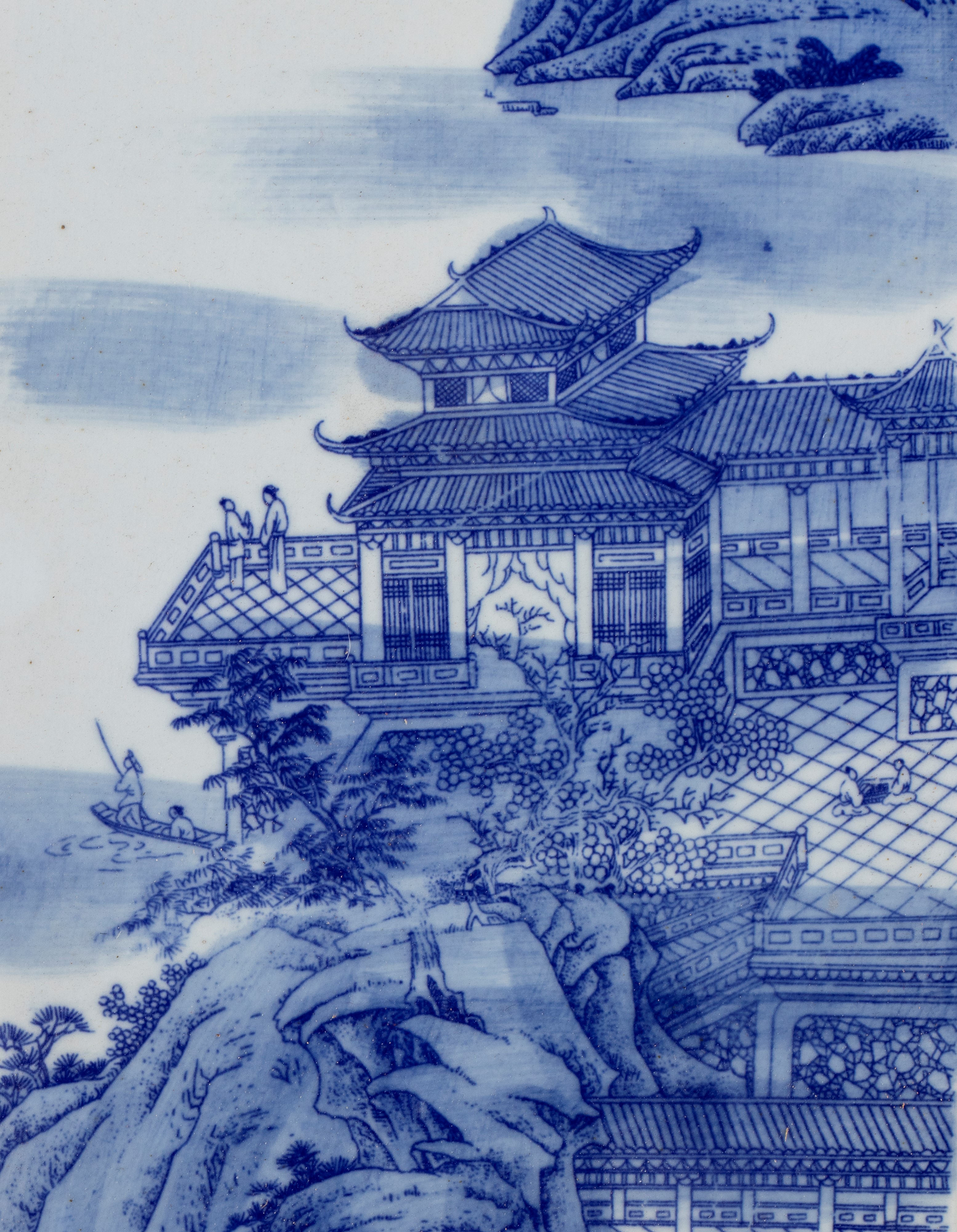 Due formelle decorative in porcellana bianca e blu, Cina, XX secolo