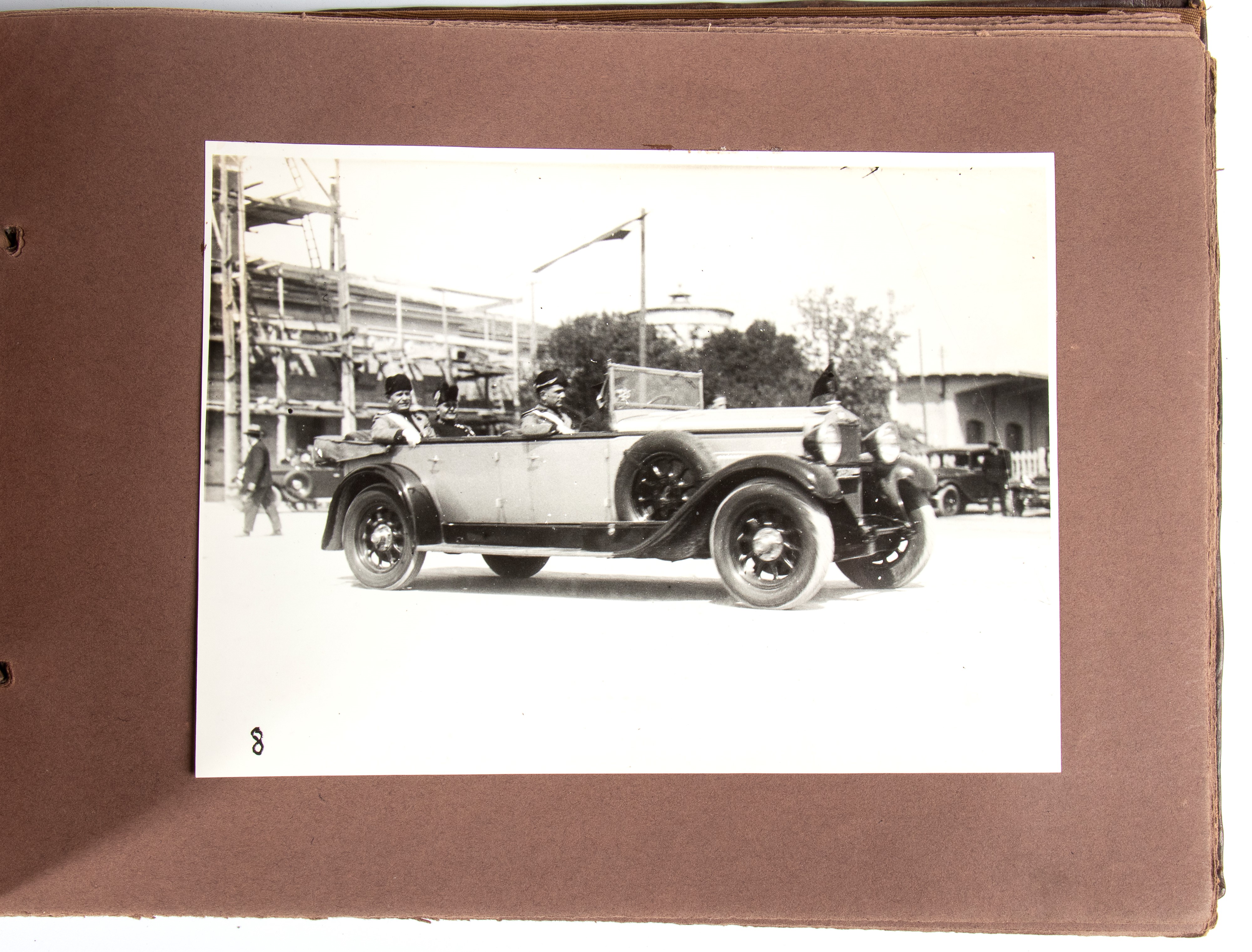 Album fotografico, Visita del Duce a Grosseto - 10 maggio 1930, pelle sigillata