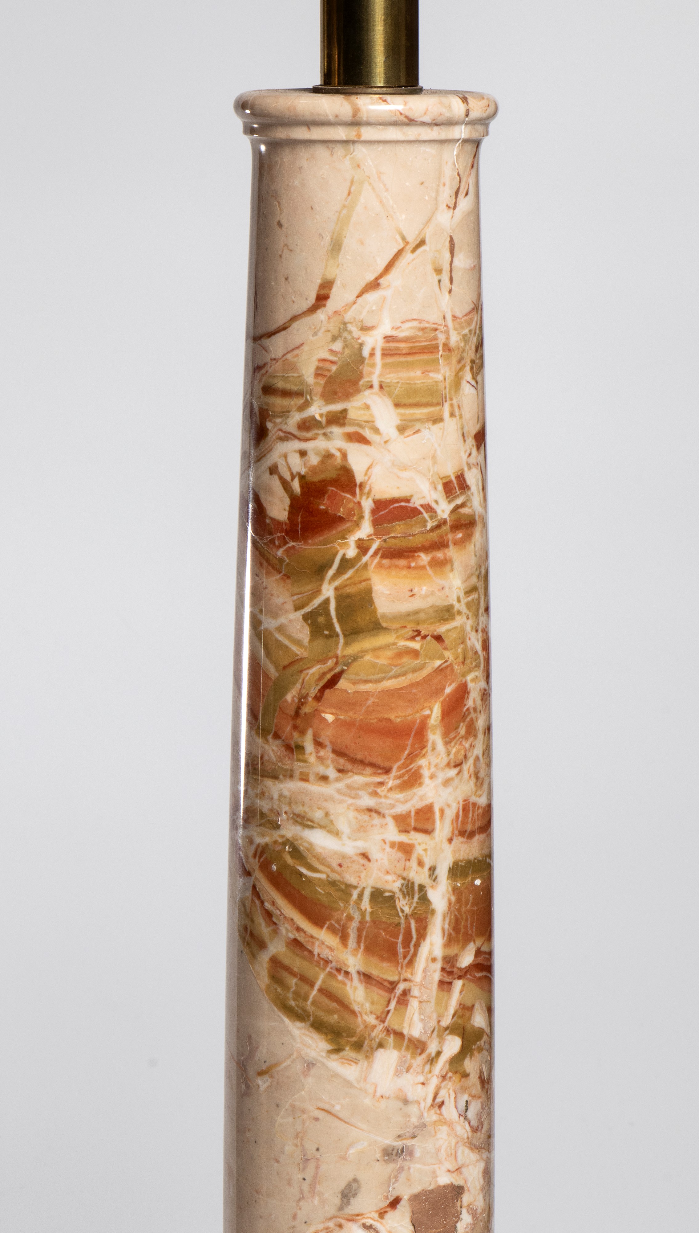 Coppia di lampade a colonna in marmo brecciato, circa 1950