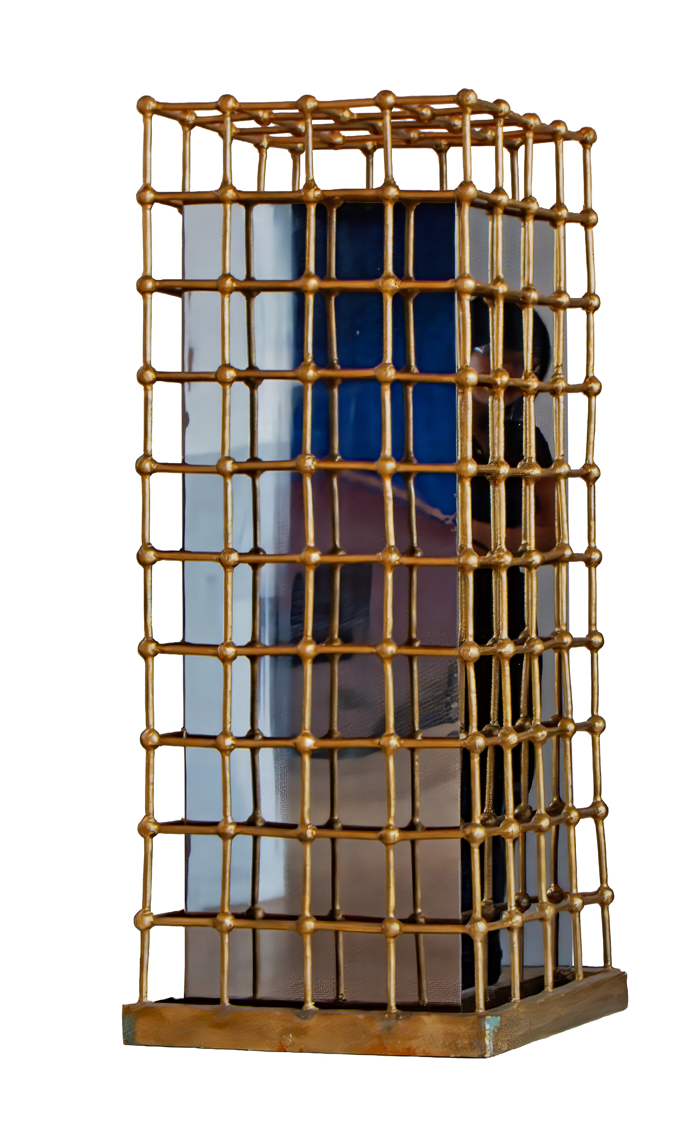 Chiara Dynys - Golden Cage, scultura in acciaio e bronzo con finiture in oro