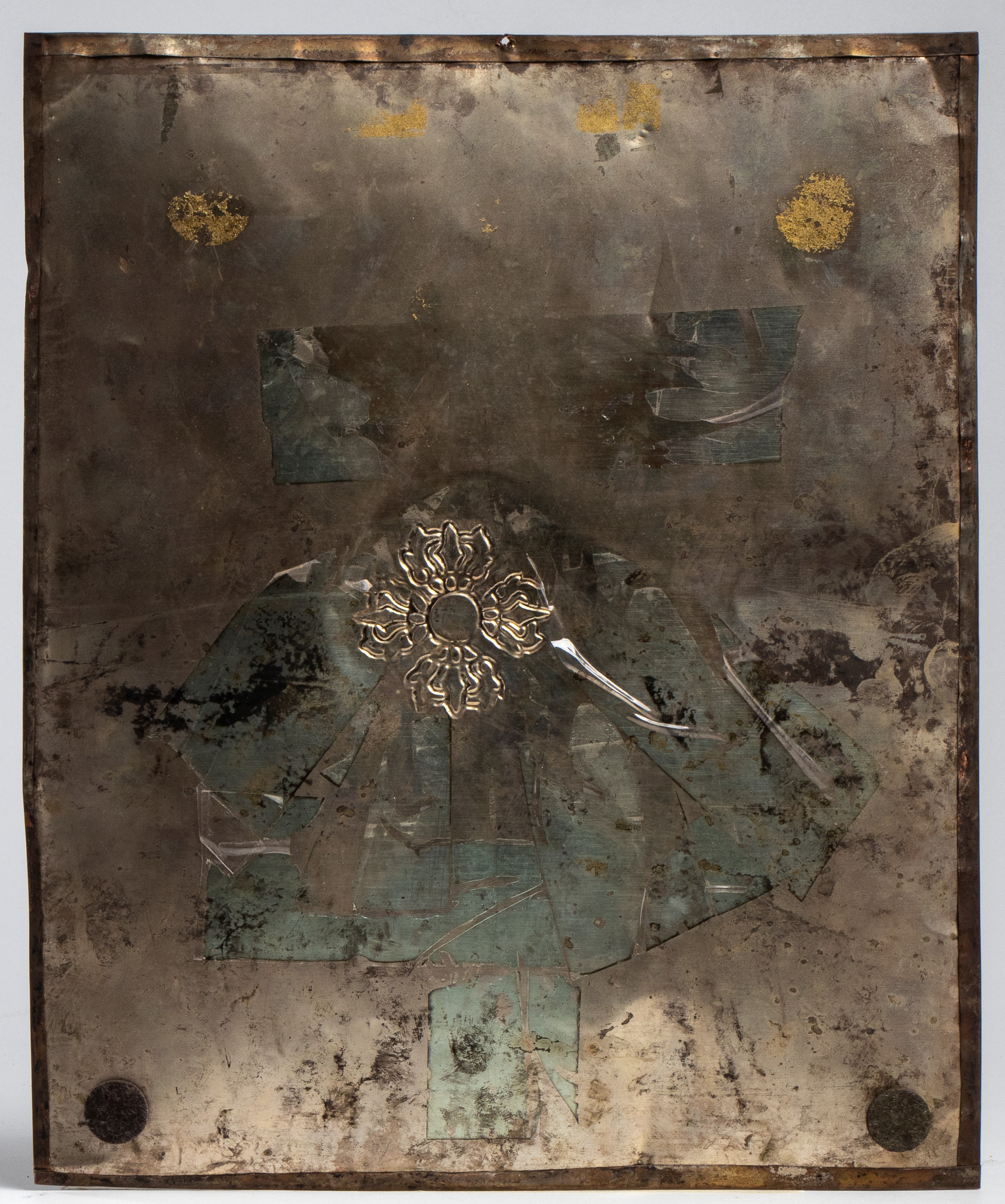 Piastra votiva tibetana, rame repoussé, inizio XX secolo