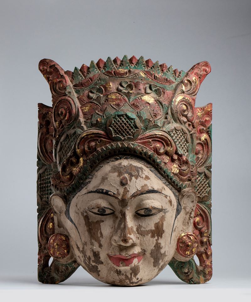 Maschera Nepalese in legno, rappresentazione di divinità sacra, Inizio XX secolo