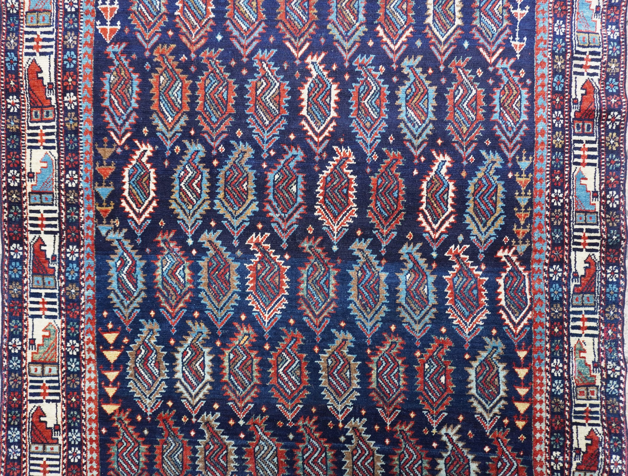 Tappeto Shirvan con disegno Marasali