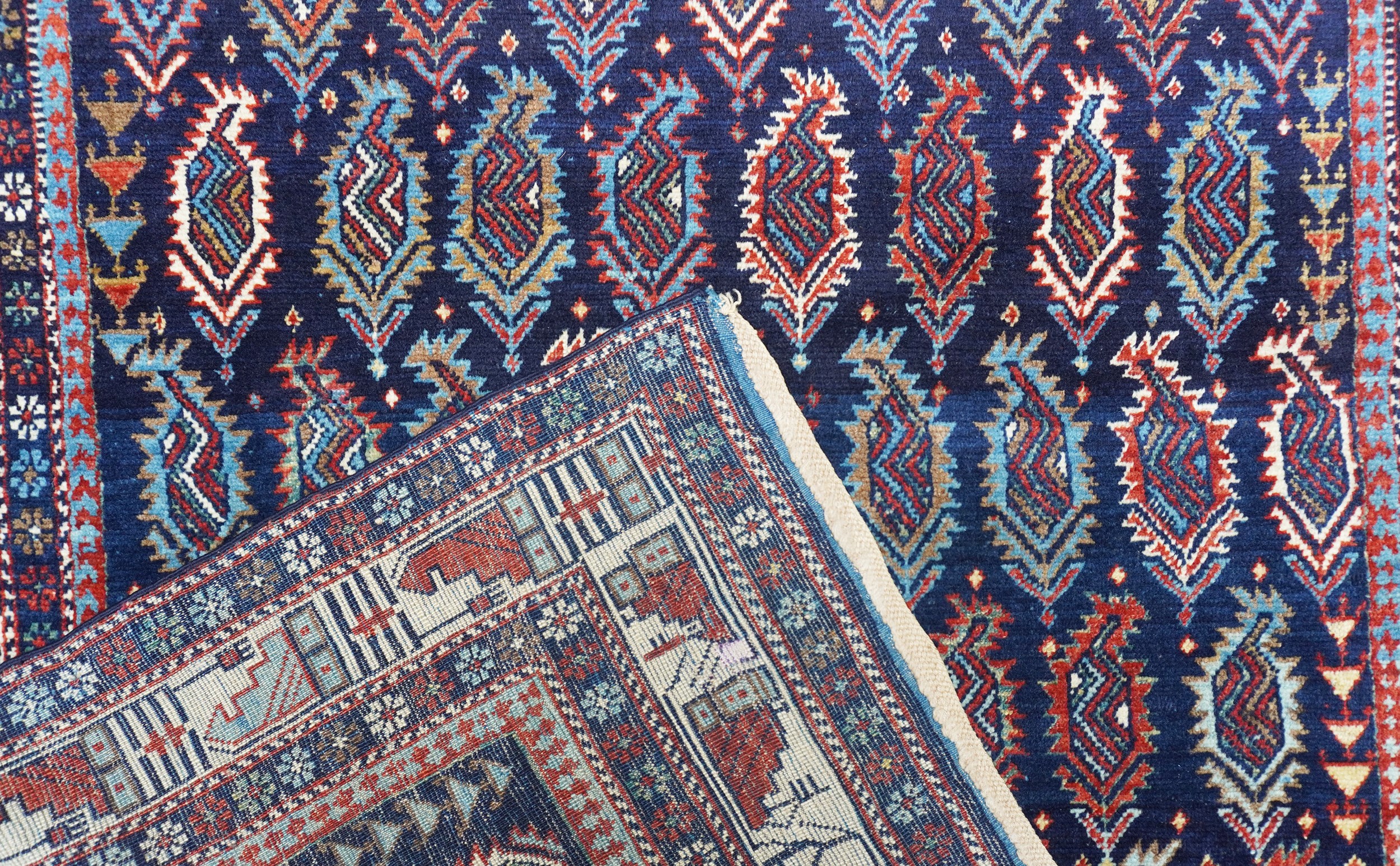 Tappeto Shirvan con disegno Marasali