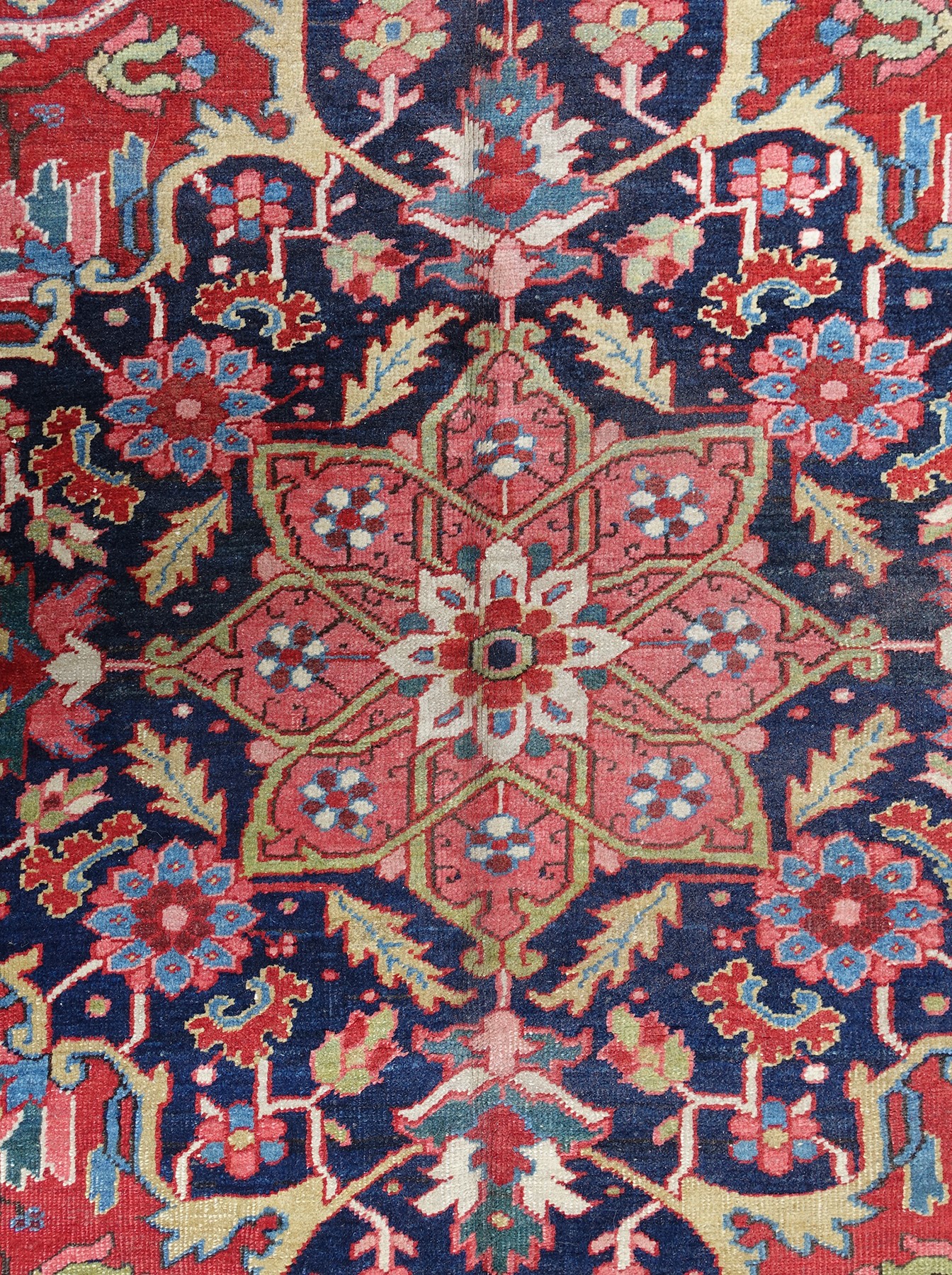 Tappeto Heriz, scuola Serapy