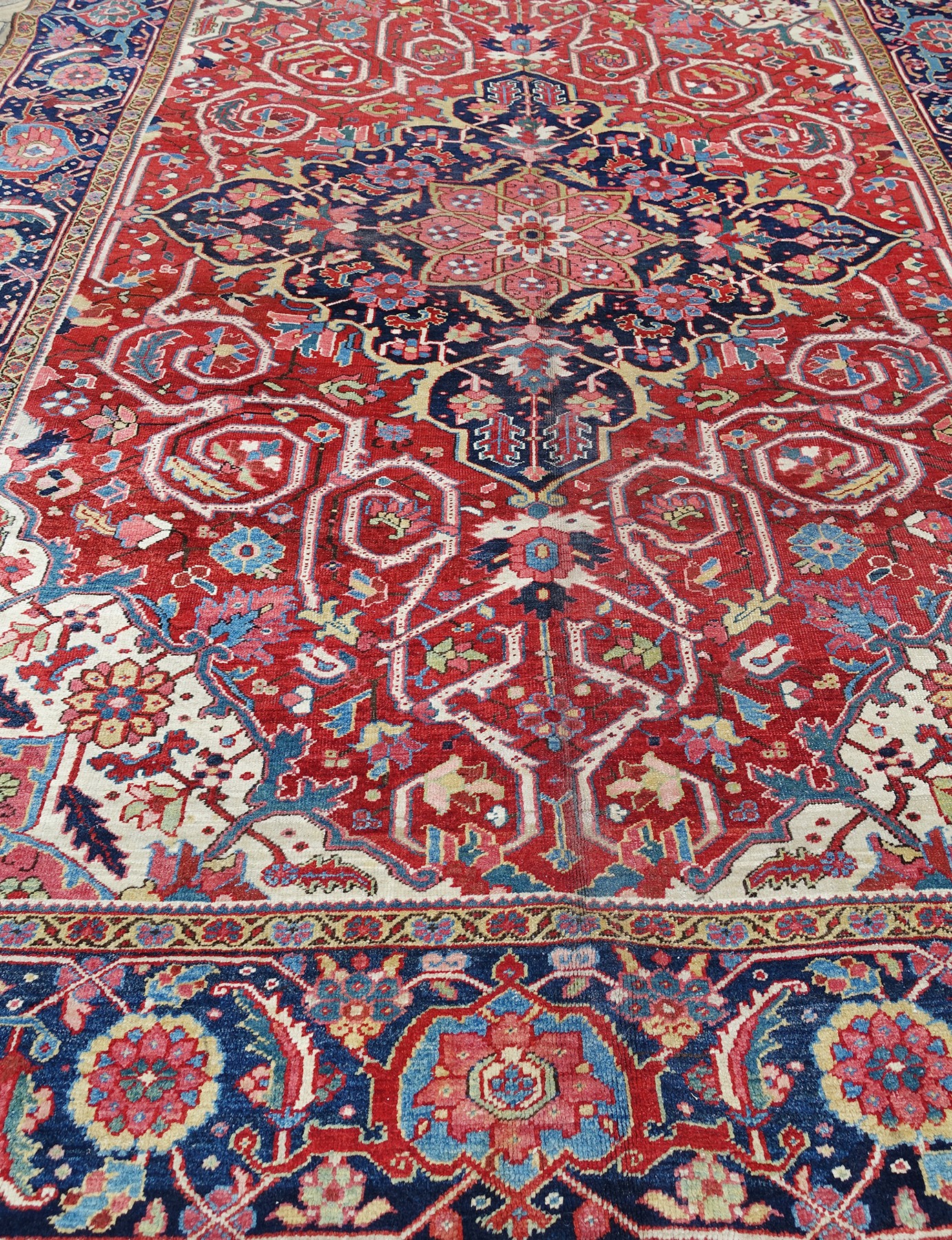 Tappeto Heriz, scuola Serapy