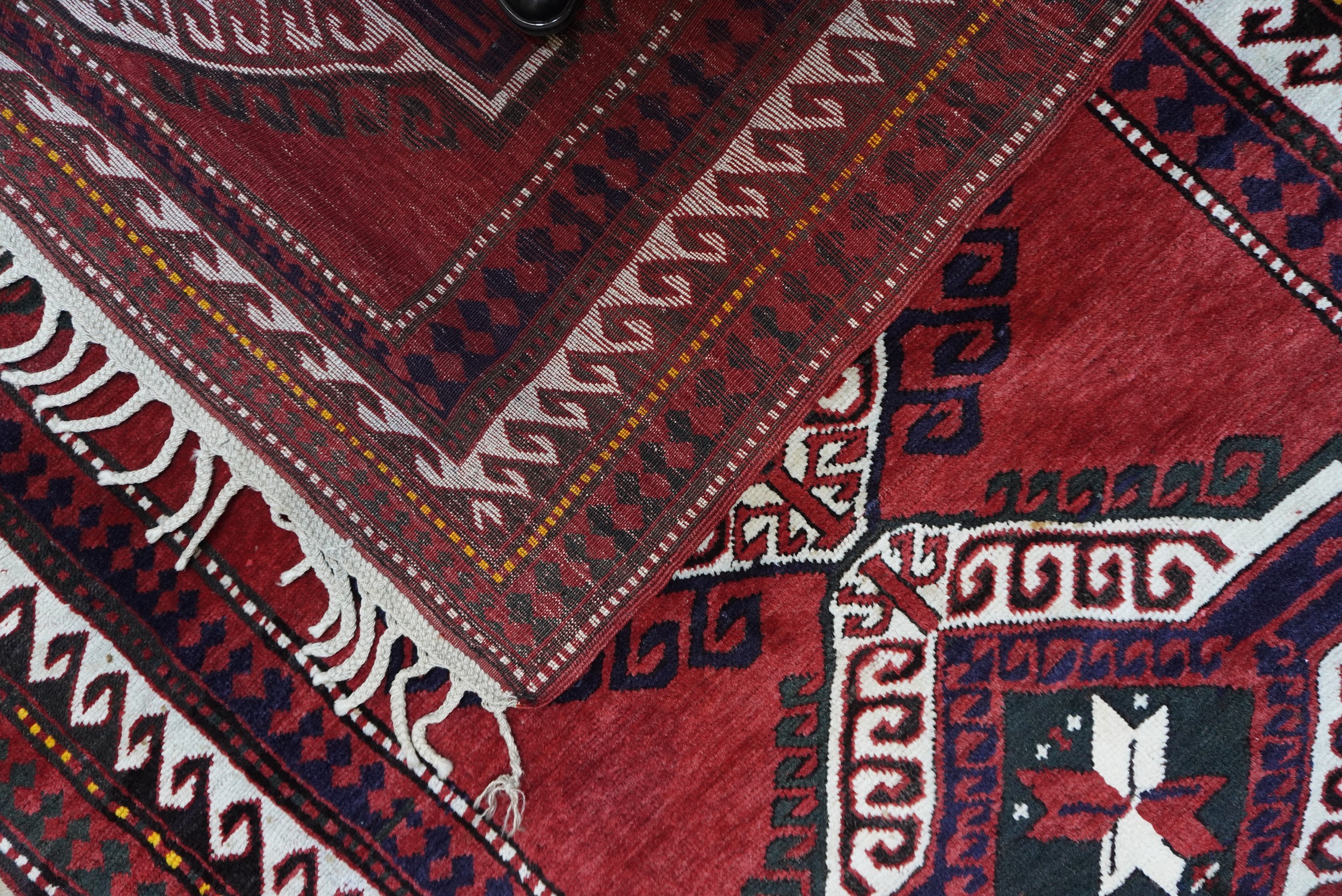 Tappeto Kazak a fondo rosso