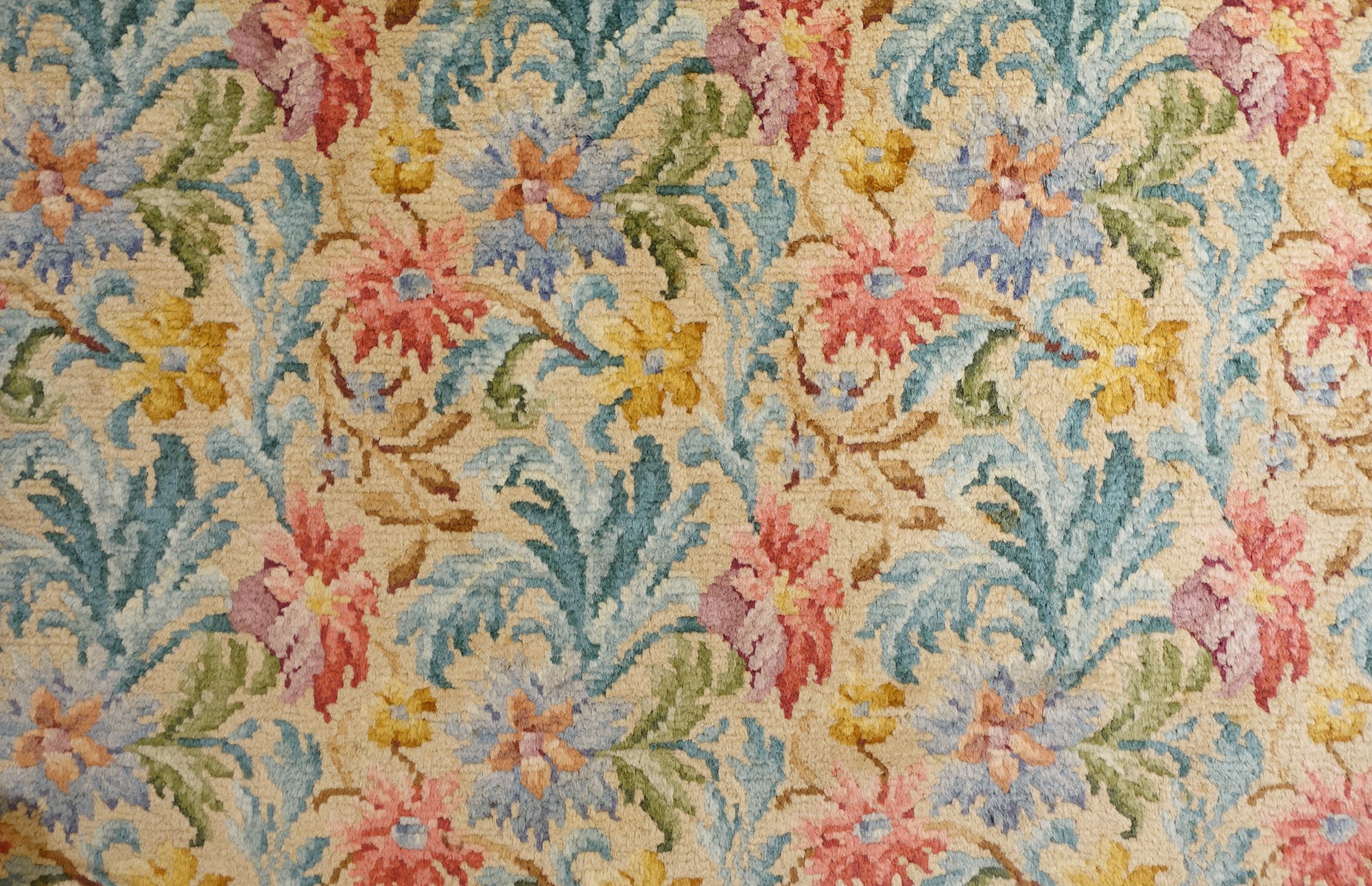 Tappeto Savonnerie floreale