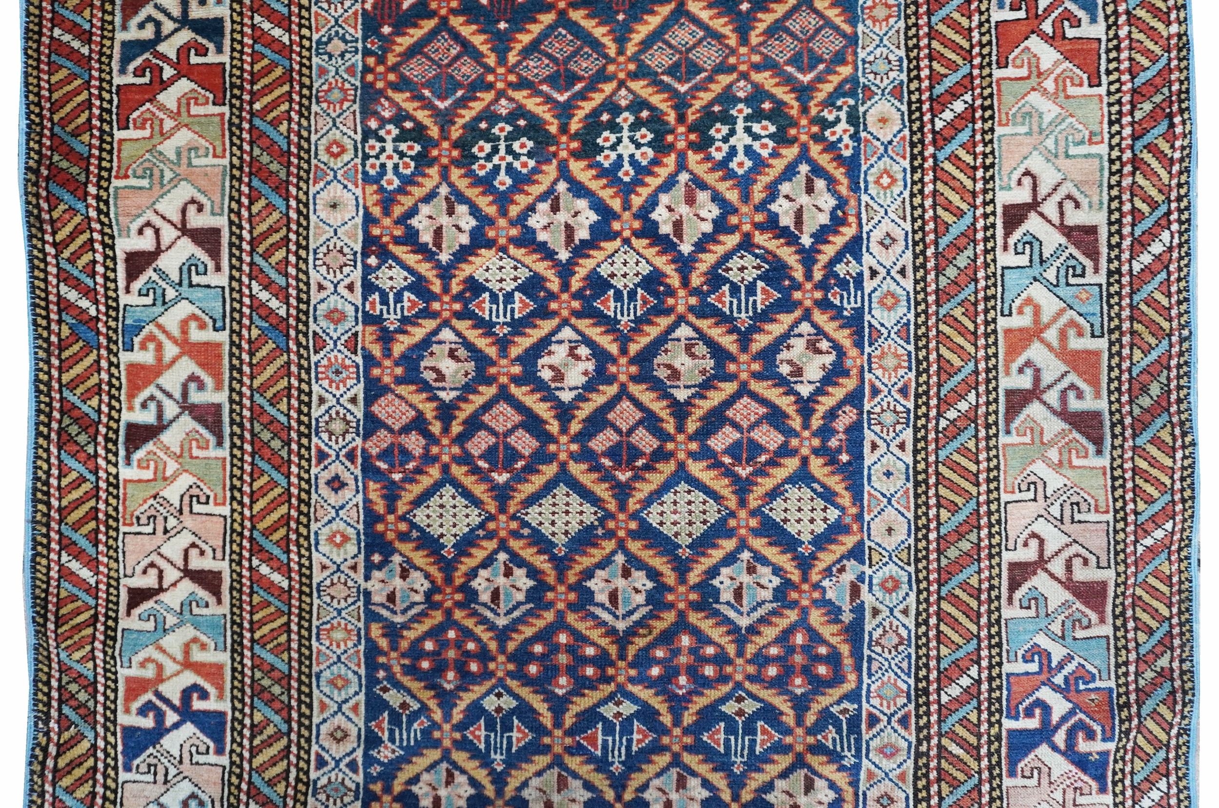 Tappeto Shirvan a reticoli