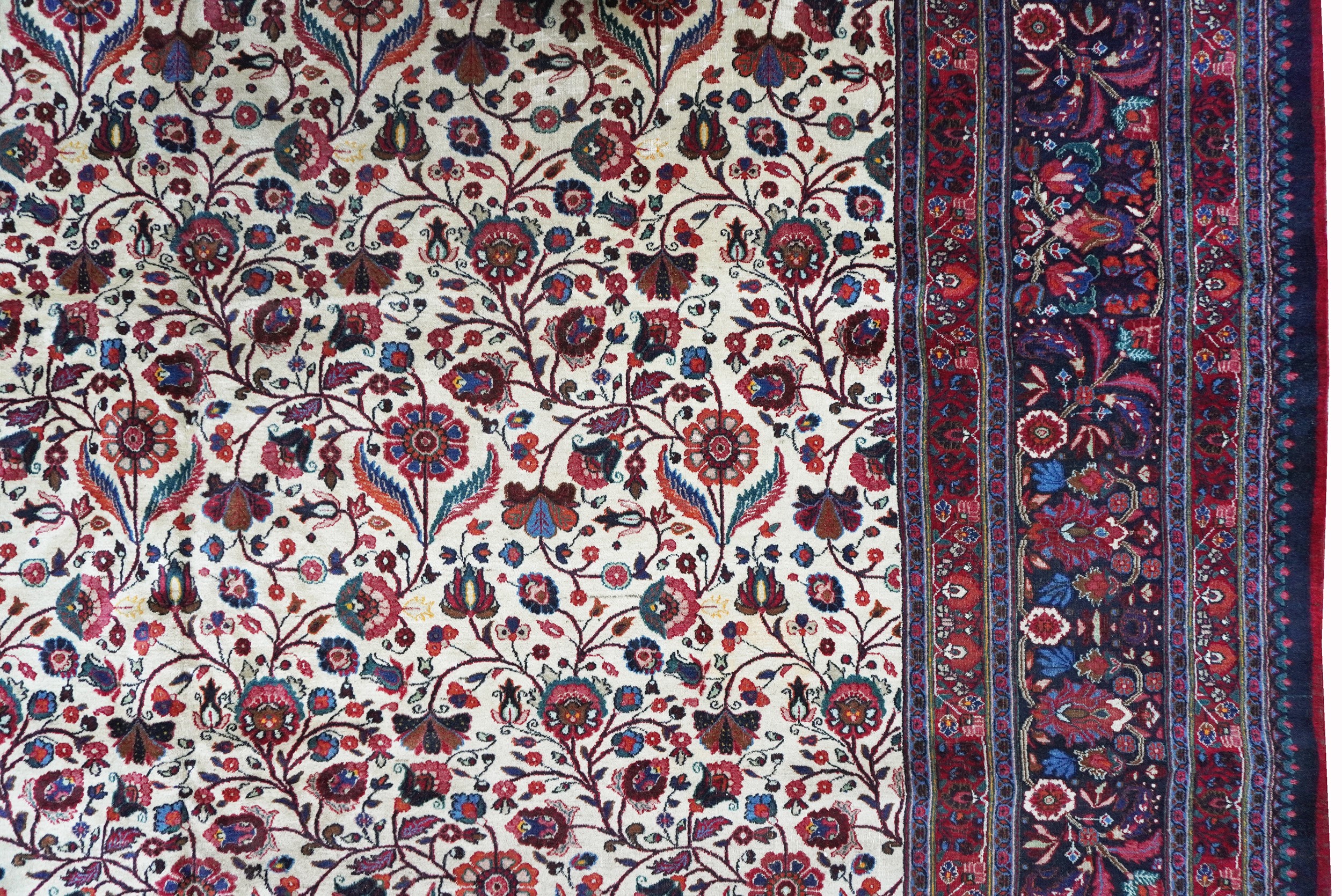 Tappeto Mashad a fondo bianco