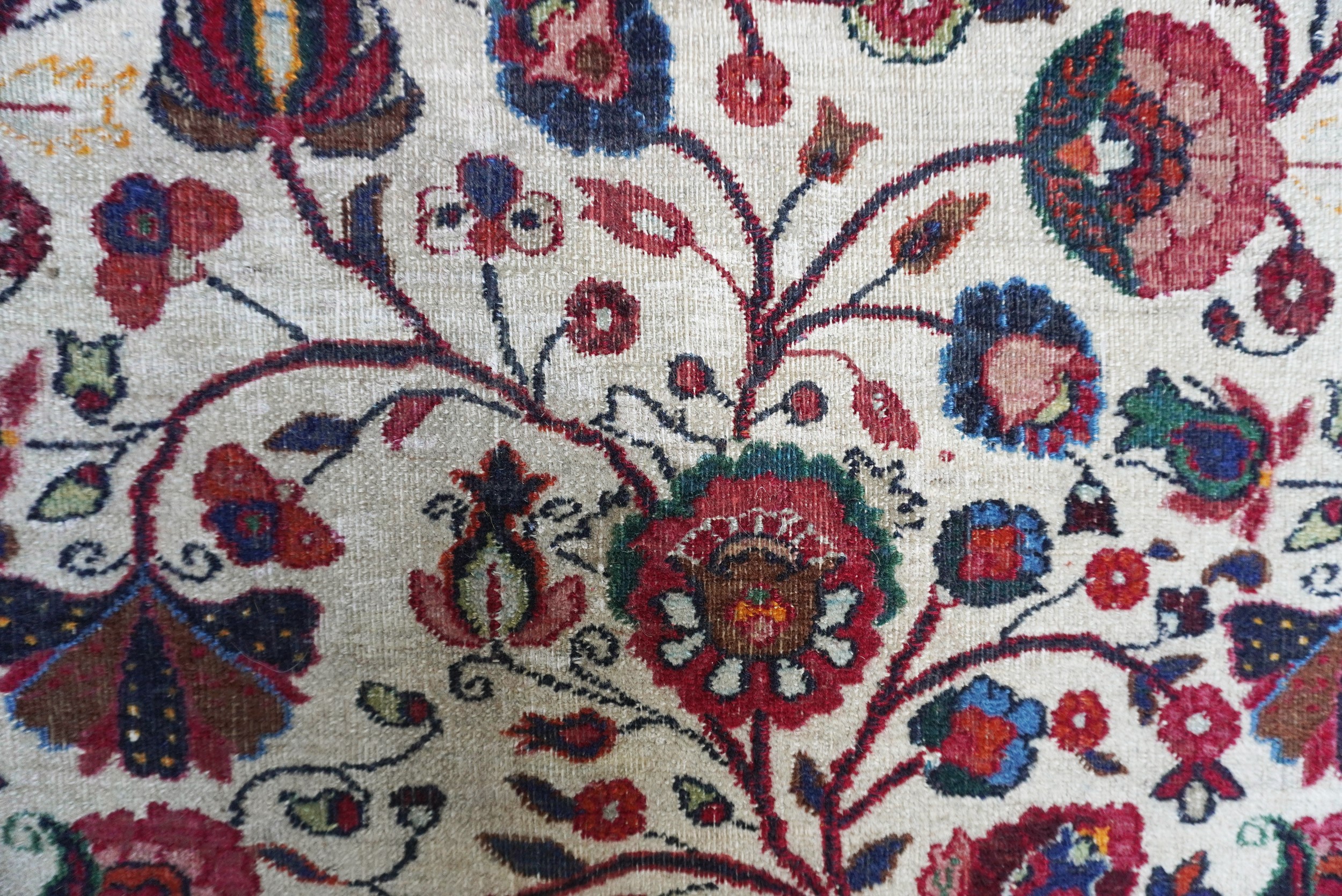 Tappeto Mashad a fondo bianco