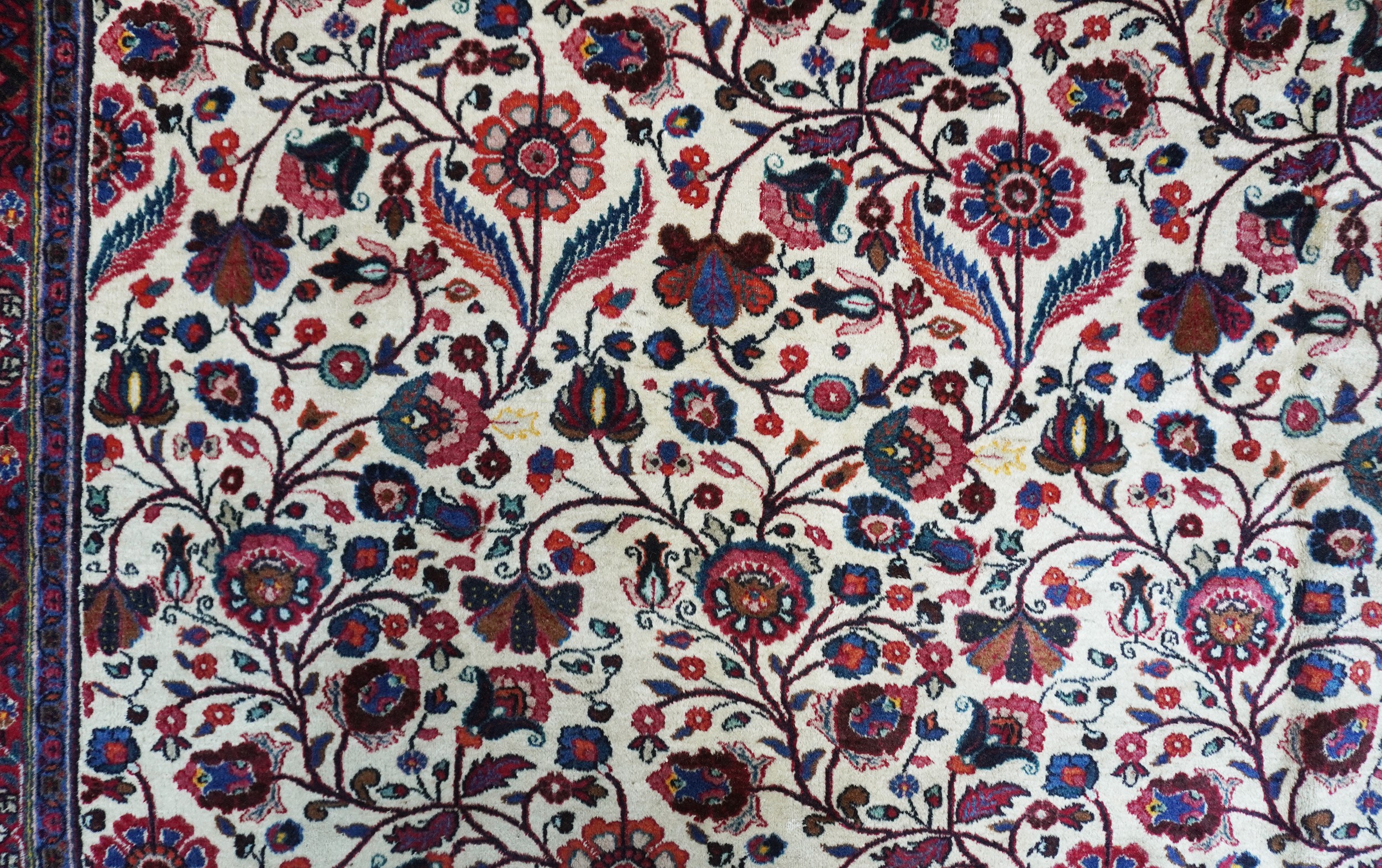 Tappeto Mashad a fondo bianco