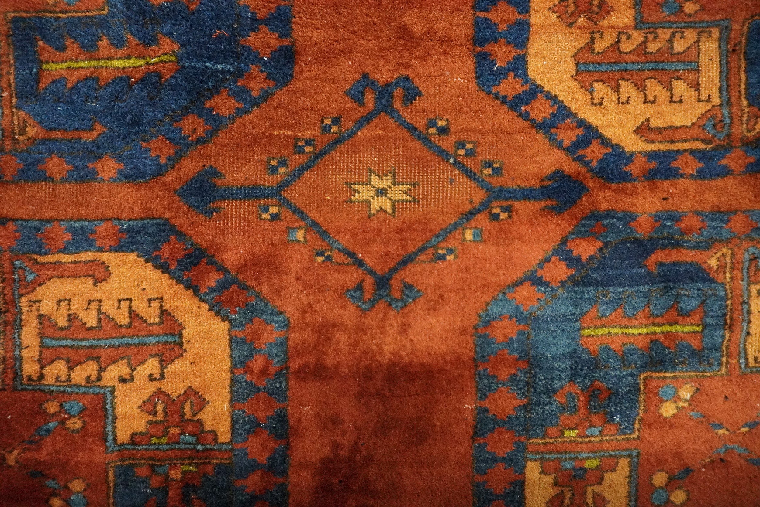 Tappeto a motivi Ersari-“Gol”