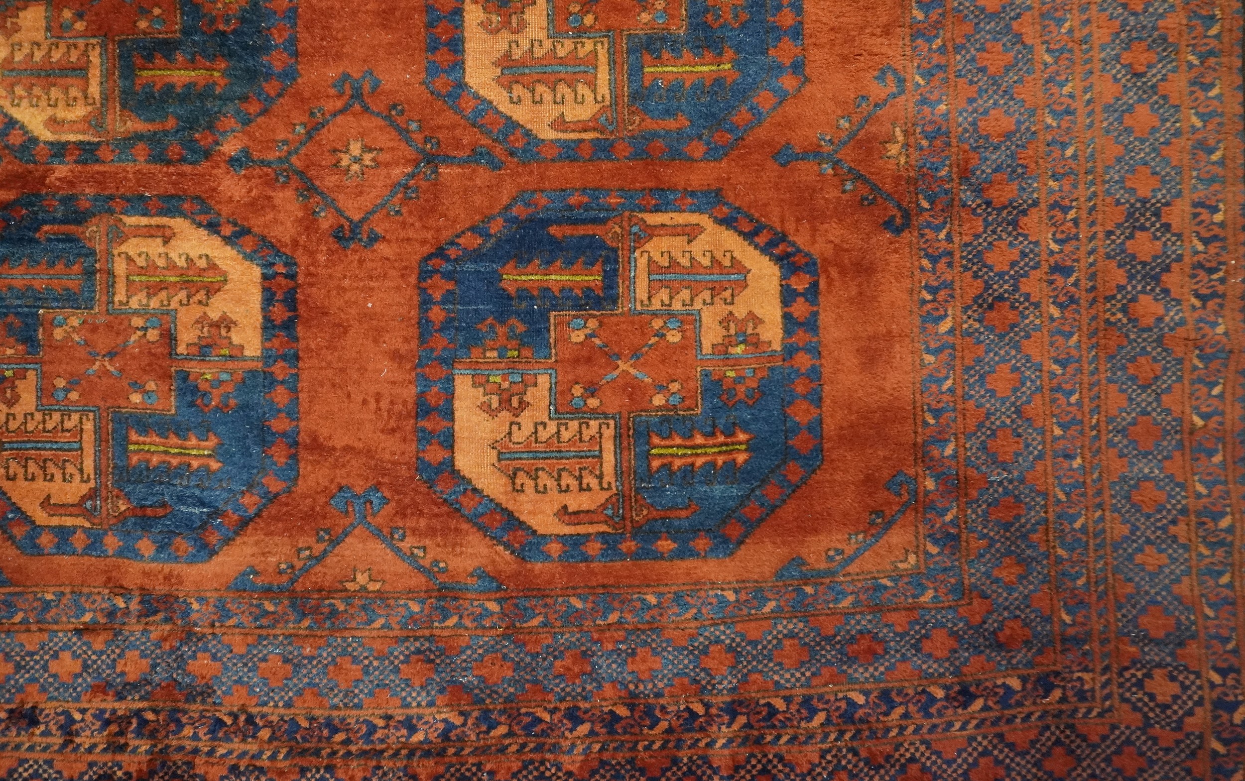 Tappeto a motivi Ersari-“Gol”