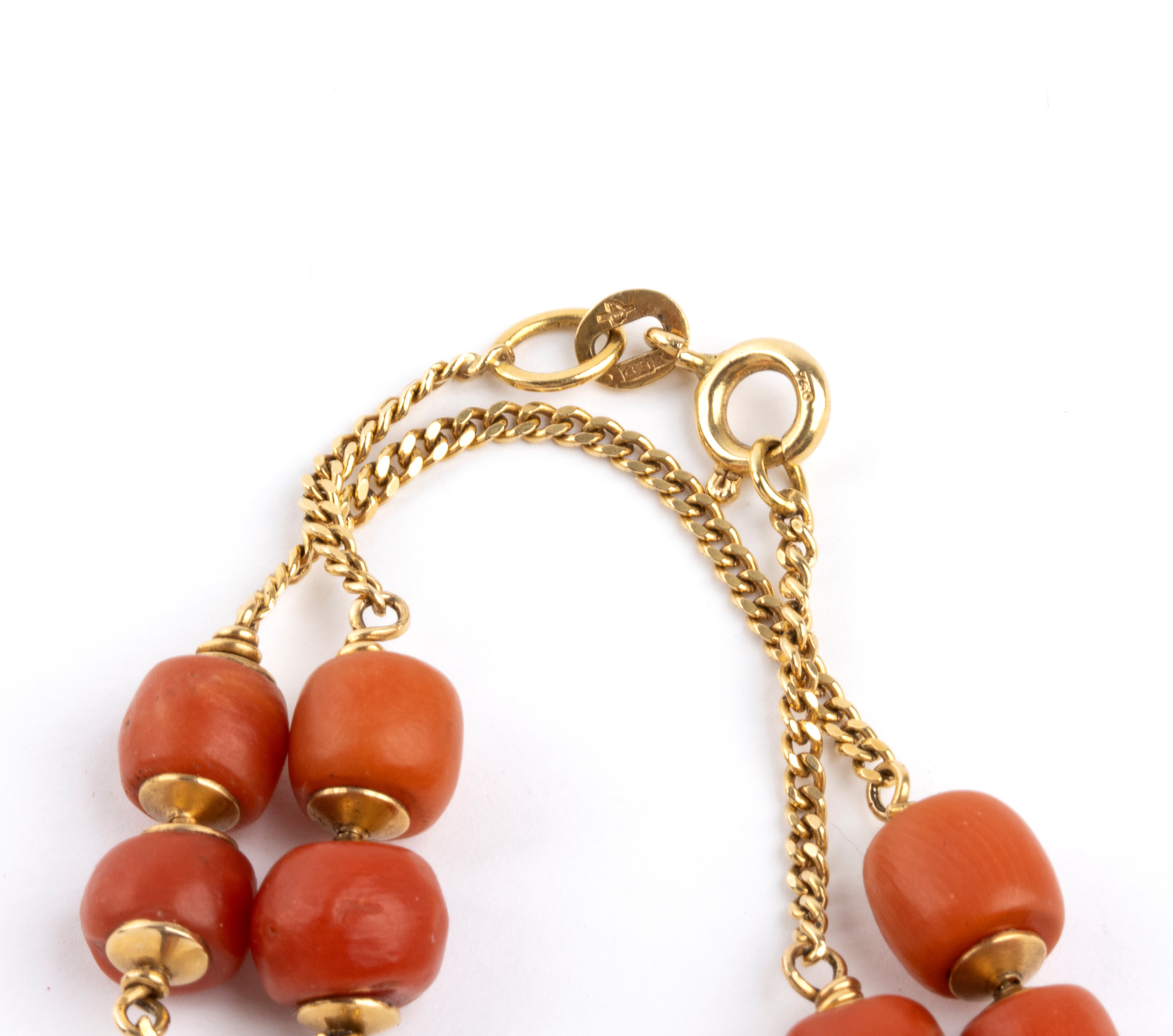 Collana in oro e corallo rosso del Mediterraneo