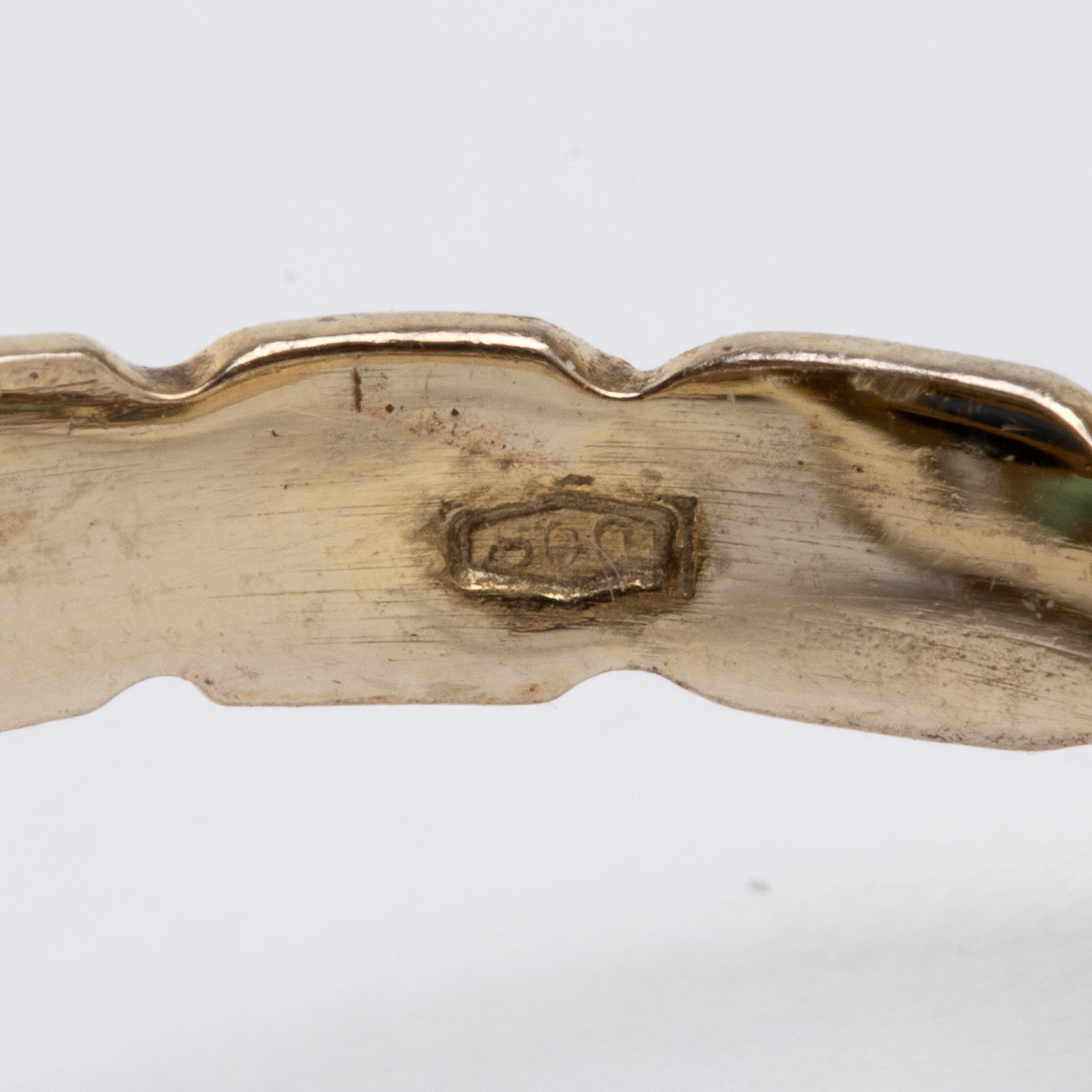 Anello in oro 14k con rubini, diamanti, smeraldi e zaffiri