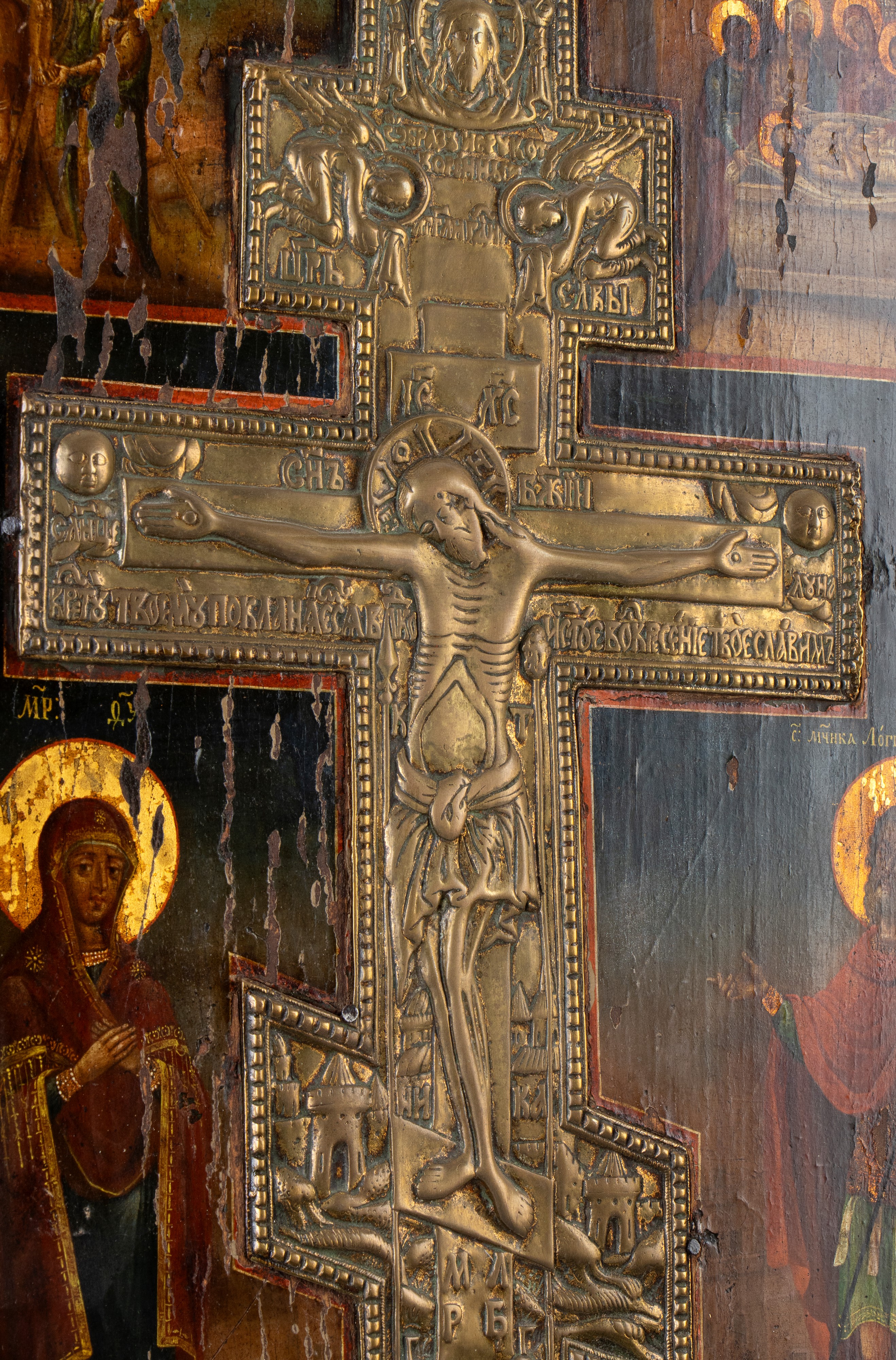 Croce russa devozionale, Fusione in bronzo e tempera su tavola dipinta (XIX secolo)