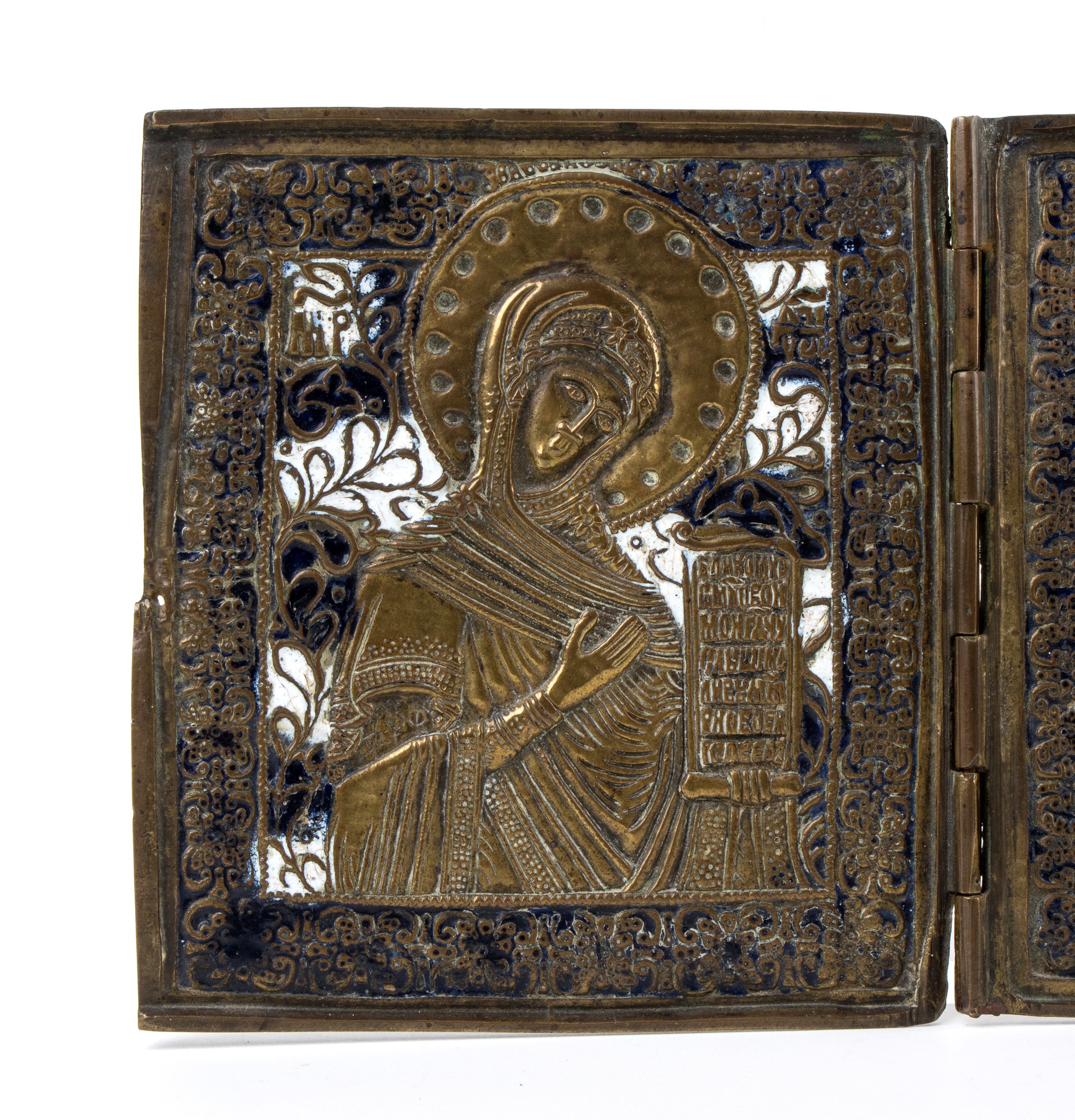 XIX secolo, Trittico da viaggio raffigurante la Deesis in fusione di bronzo con smalti policromi