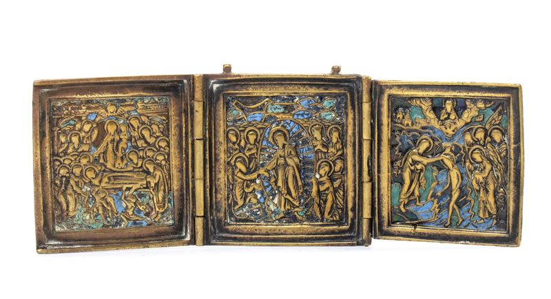 Trittico da viaggio raffigurante le Feste, fusione in bronzo con smalti policromi (XIX secolo)