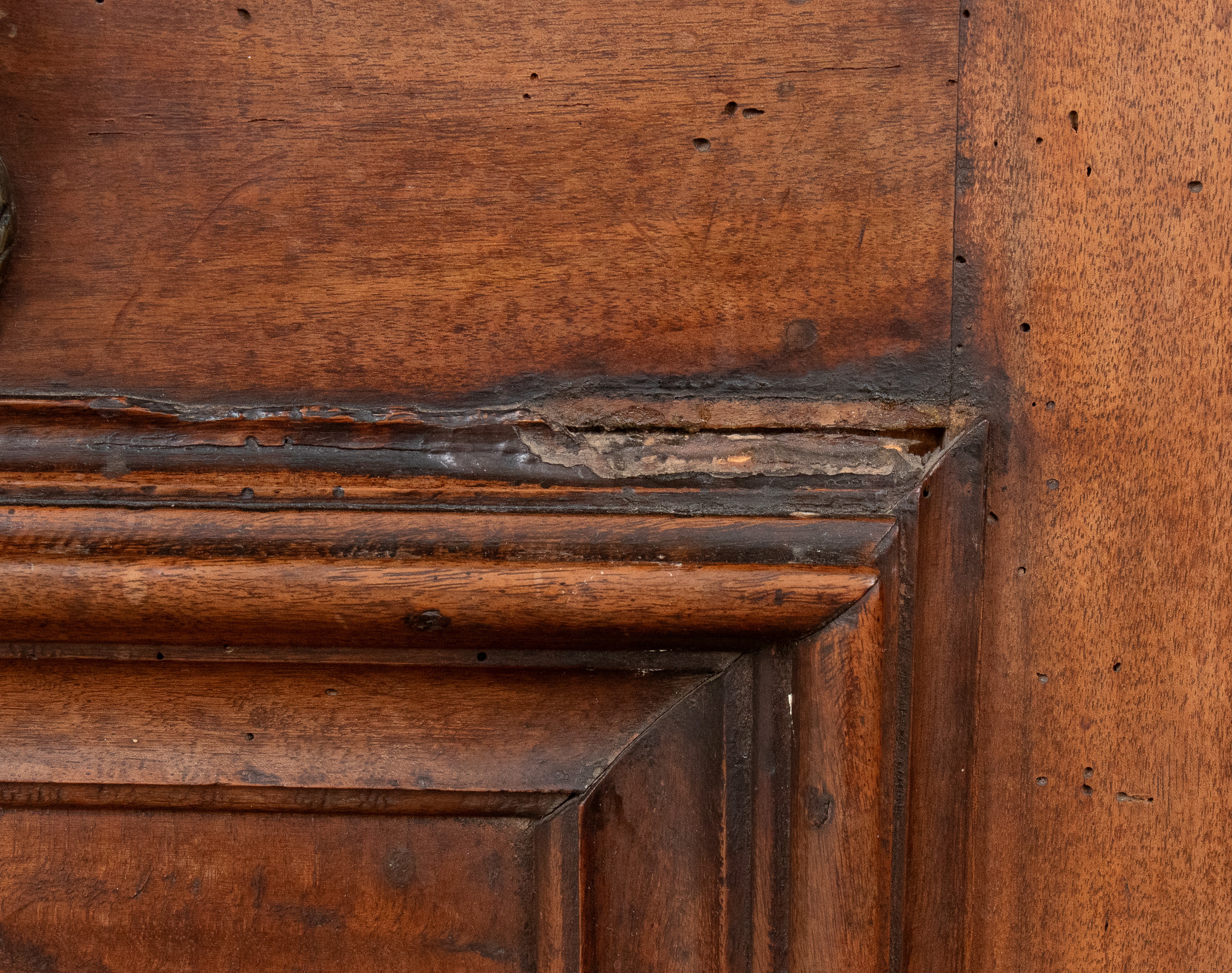 Credenza barocca in noce