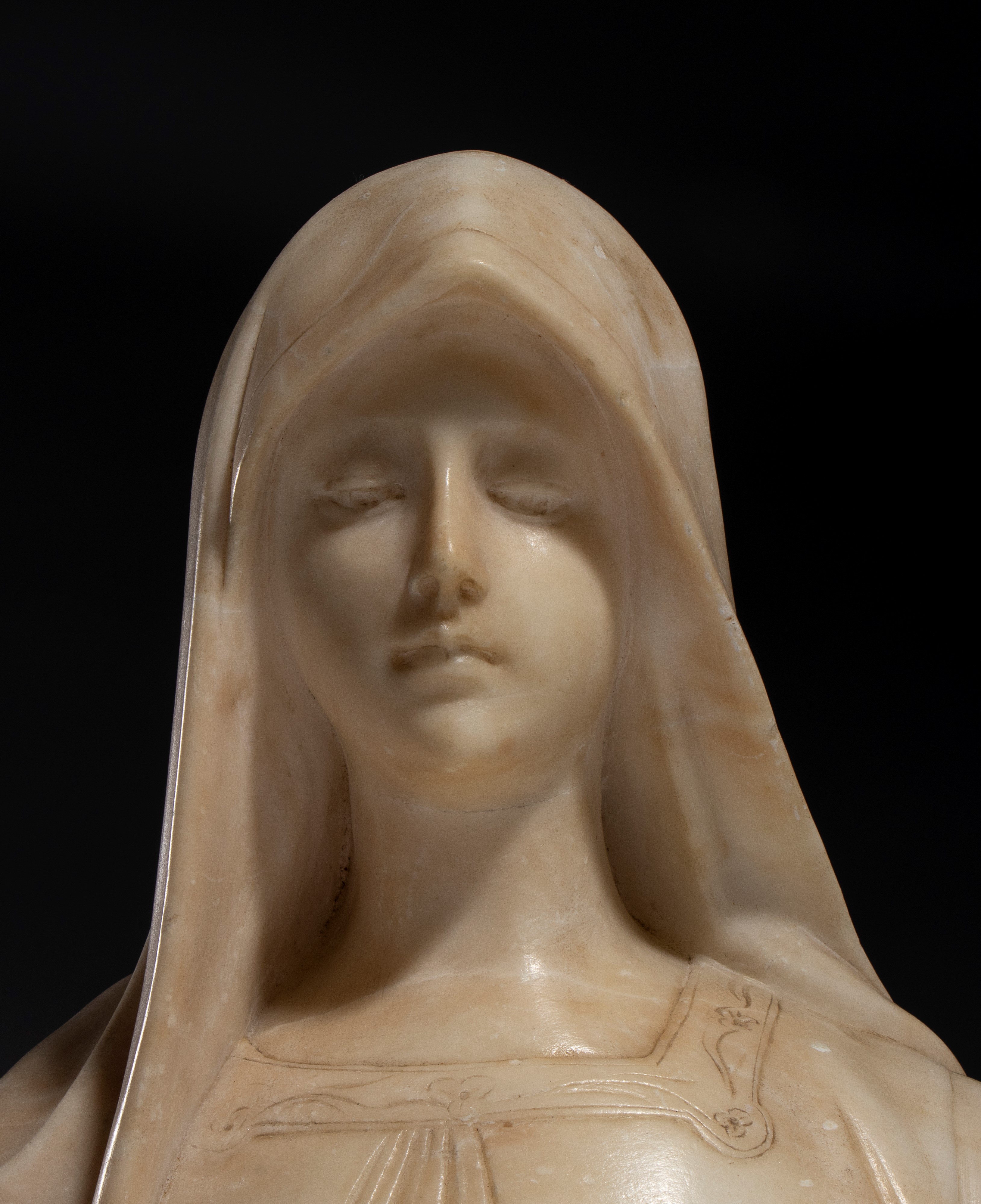 Aurili Richard - Busto della Vergine, inizio XIX secolo, scultura in marmo, 21 x 20 x 10 cm