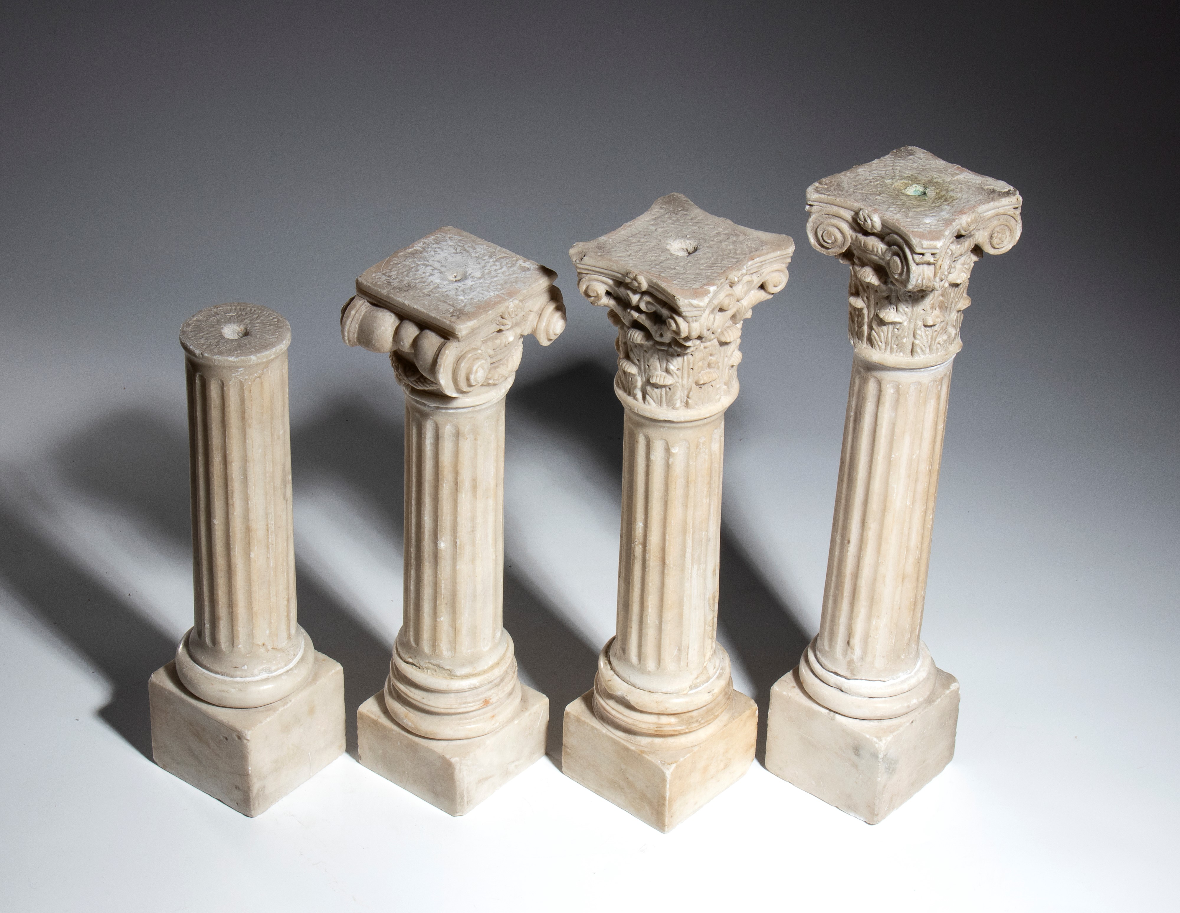 Quattro modelli di colonne in Stile Luigi XVI