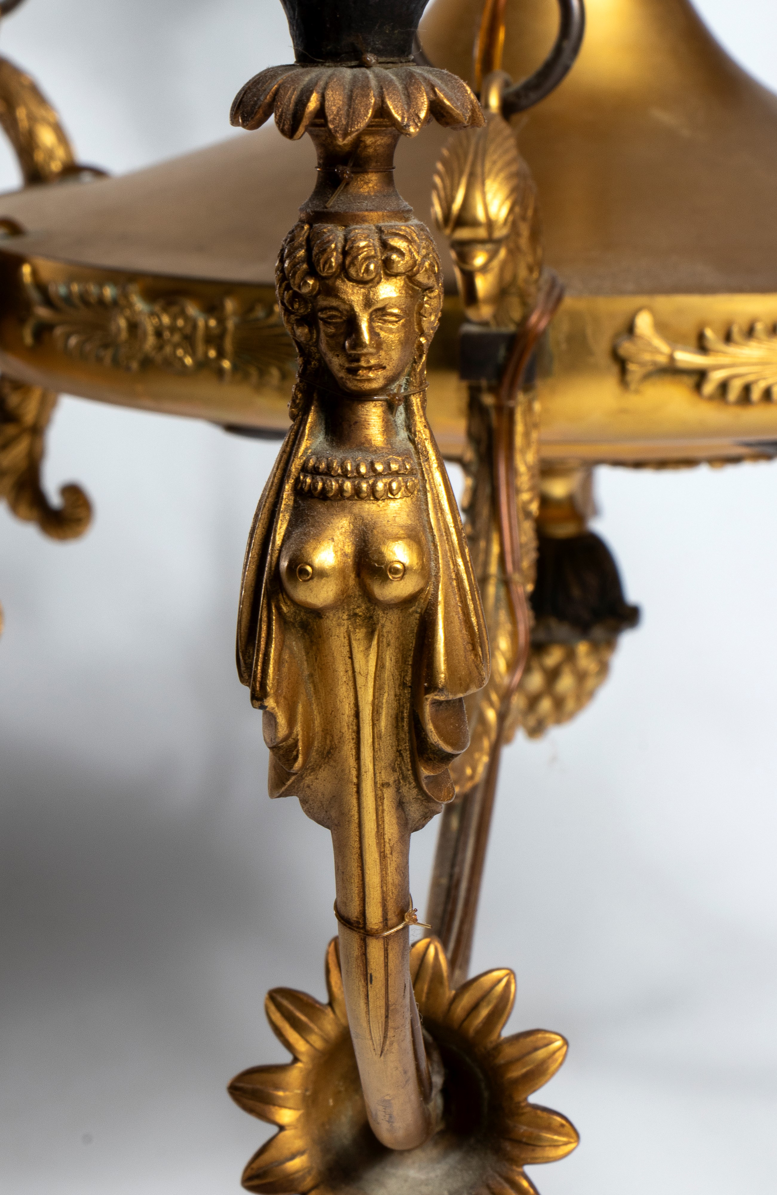 Lampadario in bronzo dorato stile Impero