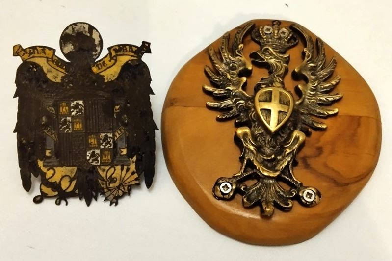 Lotto di aquila Sabauda e Aquila Franchista