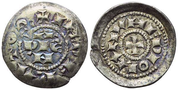 MILANO. Monetazione a nome dell'Imperatore Enrico (1125-1152). Denaro terzolo scodellato; Ag (0,78 g; 16 mm)