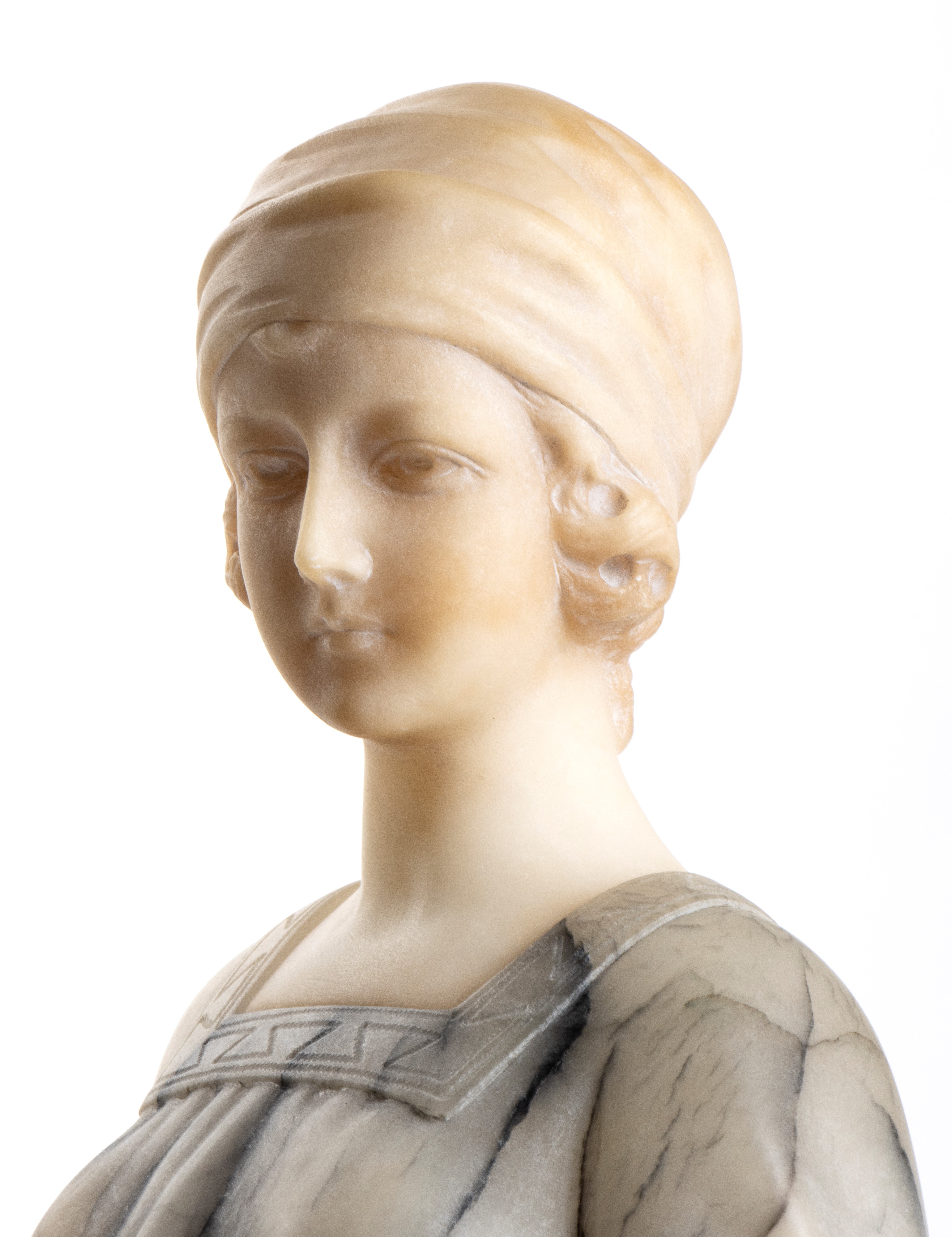 Scuola figurale italiana, Rebecca al pozzo, statua in alabastro (XX secolo)