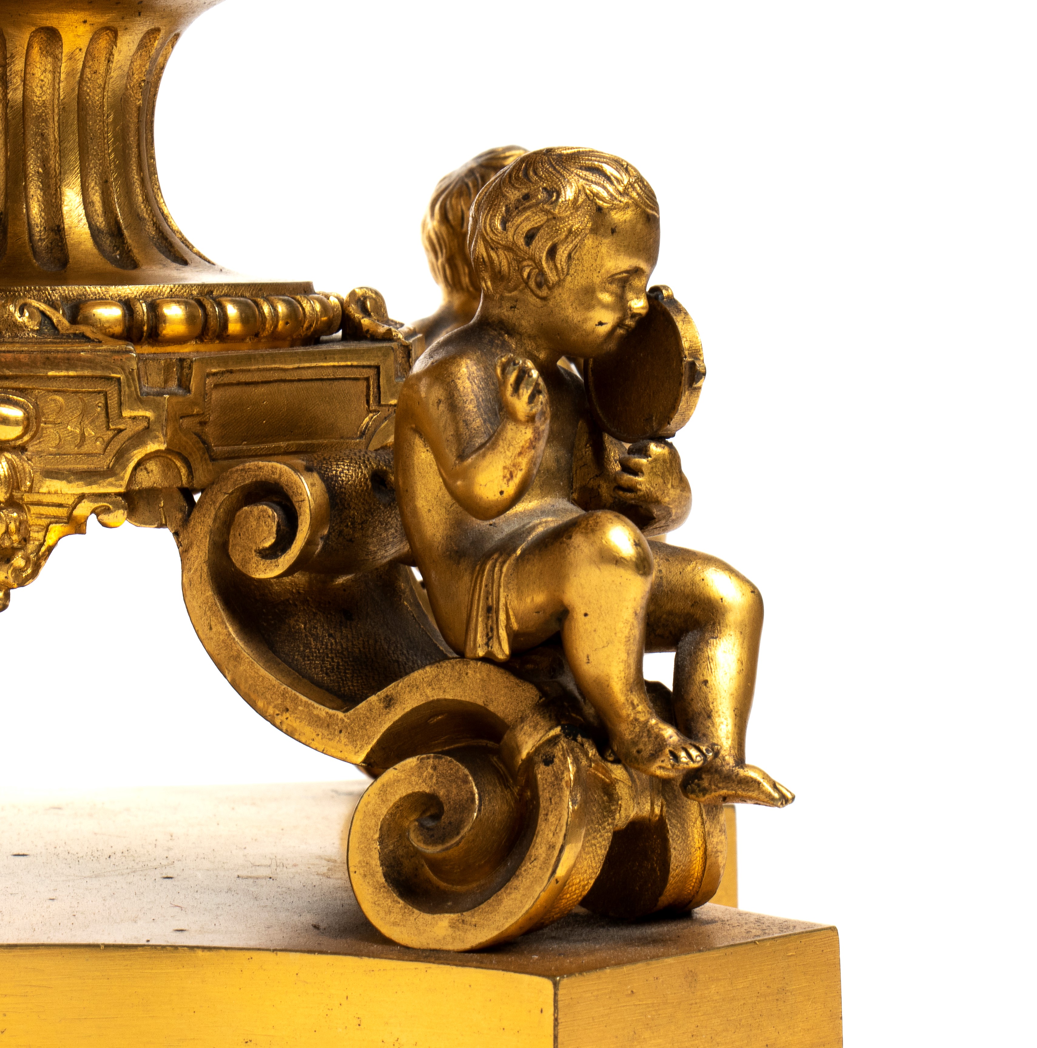 Centrotavola francese in bronzo e porcellana