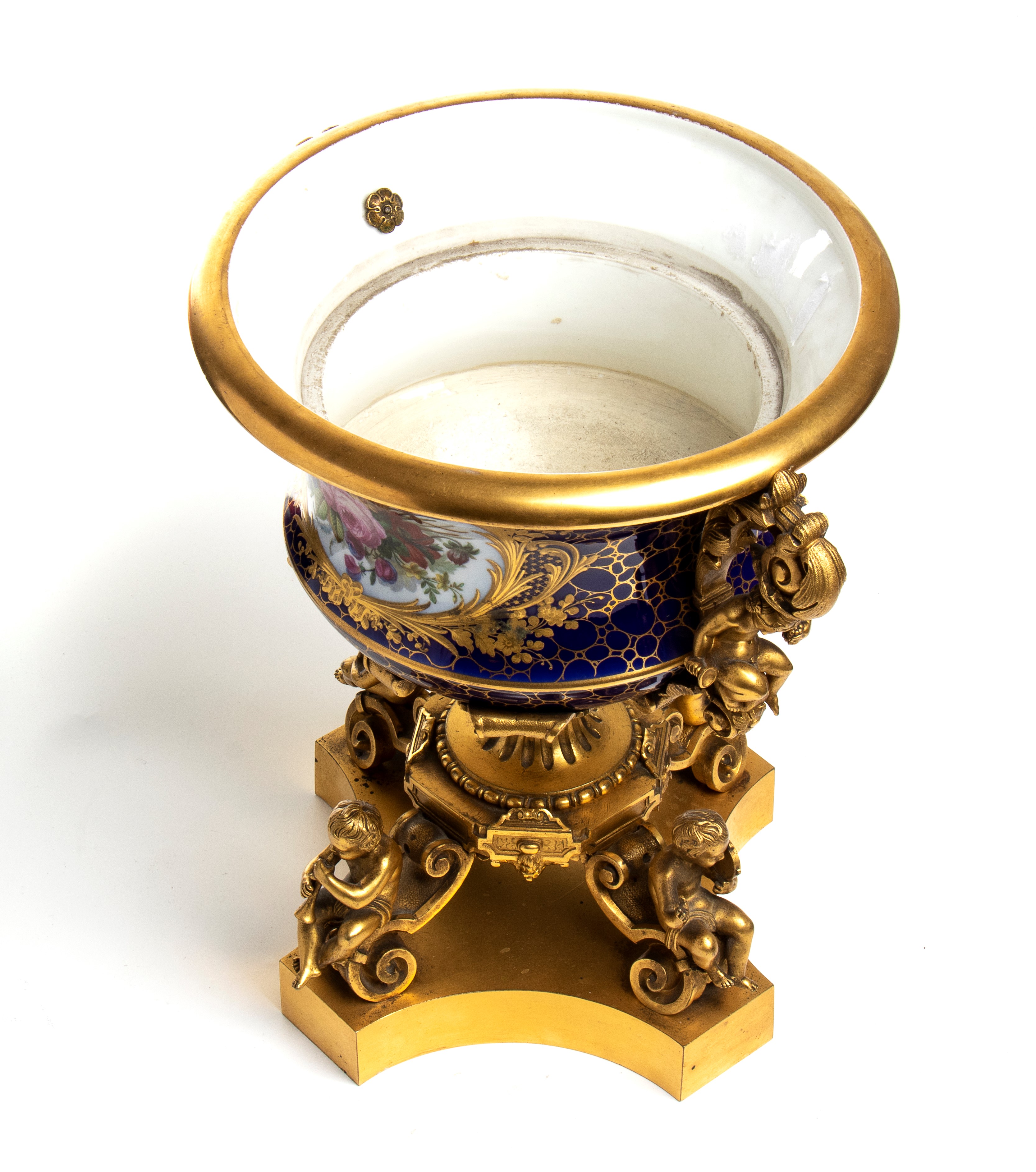 Centrotavola francese in bronzo e porcellana