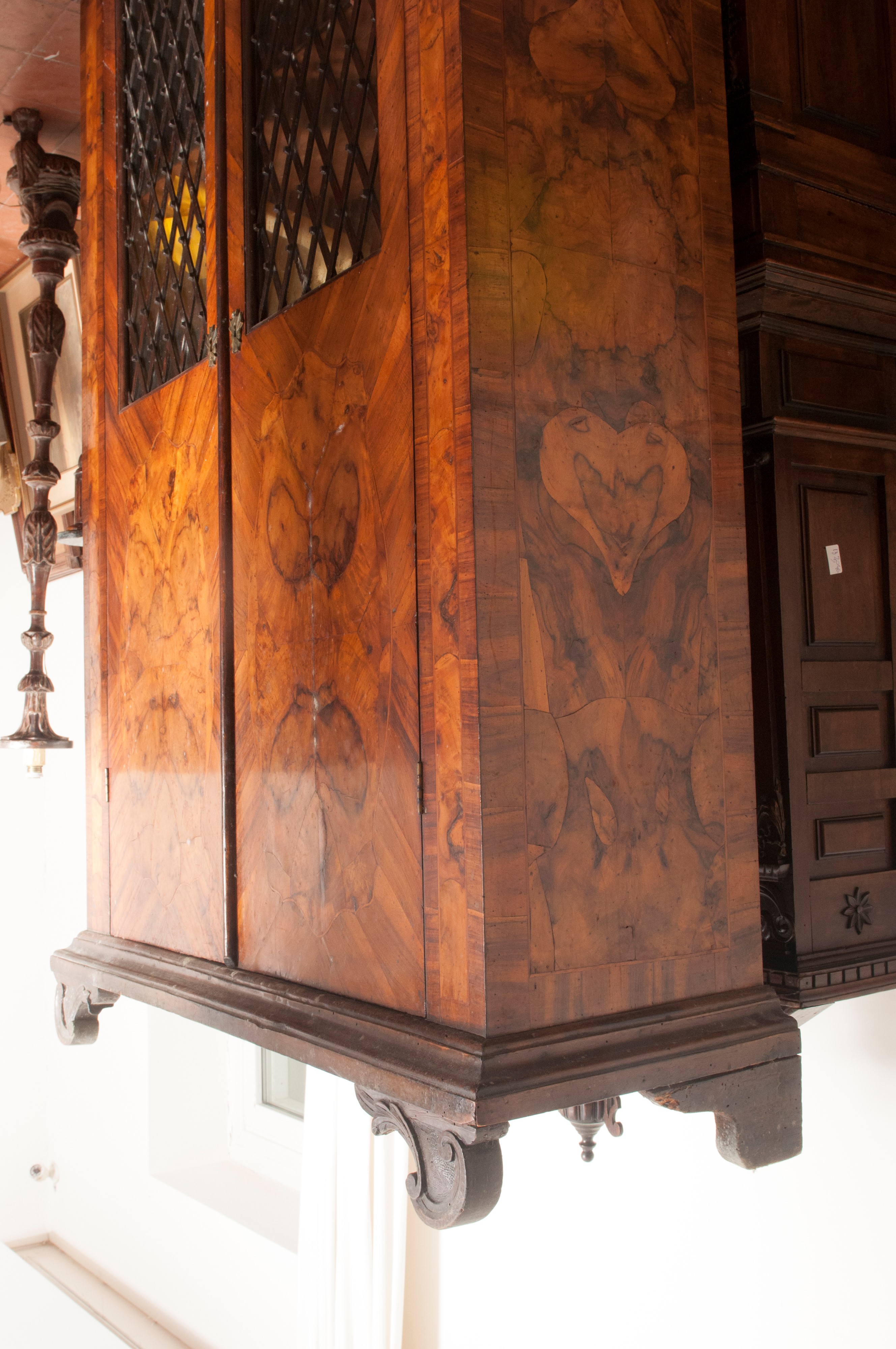 Credenza a Due Ante,