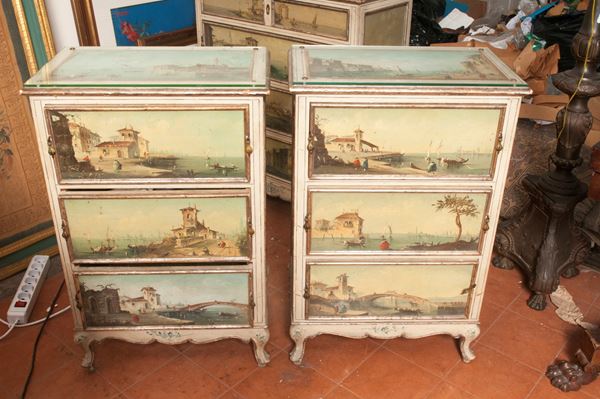 Coppia di comodini a tre cassetti