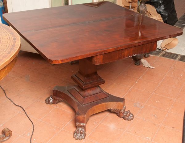 Tavolo a libretto in mogano