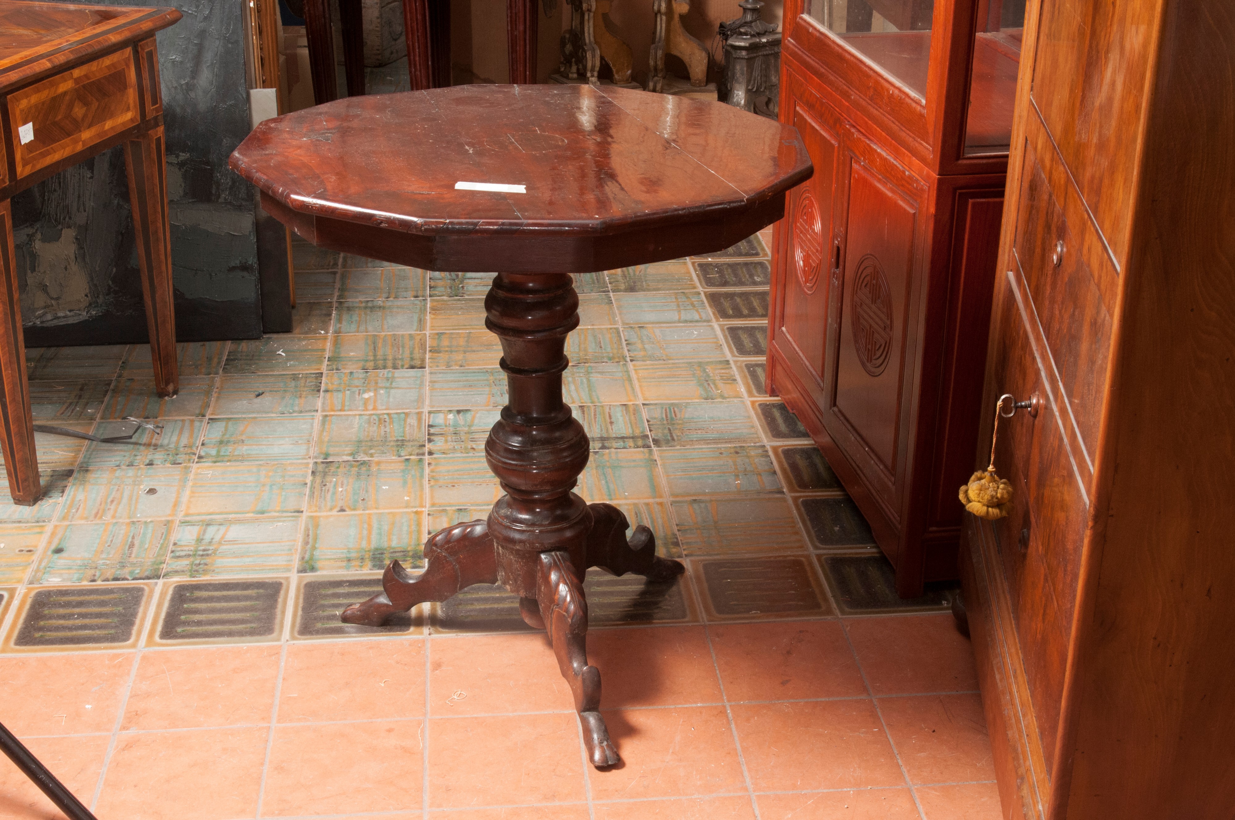 Tavolo Gueridon in Legno