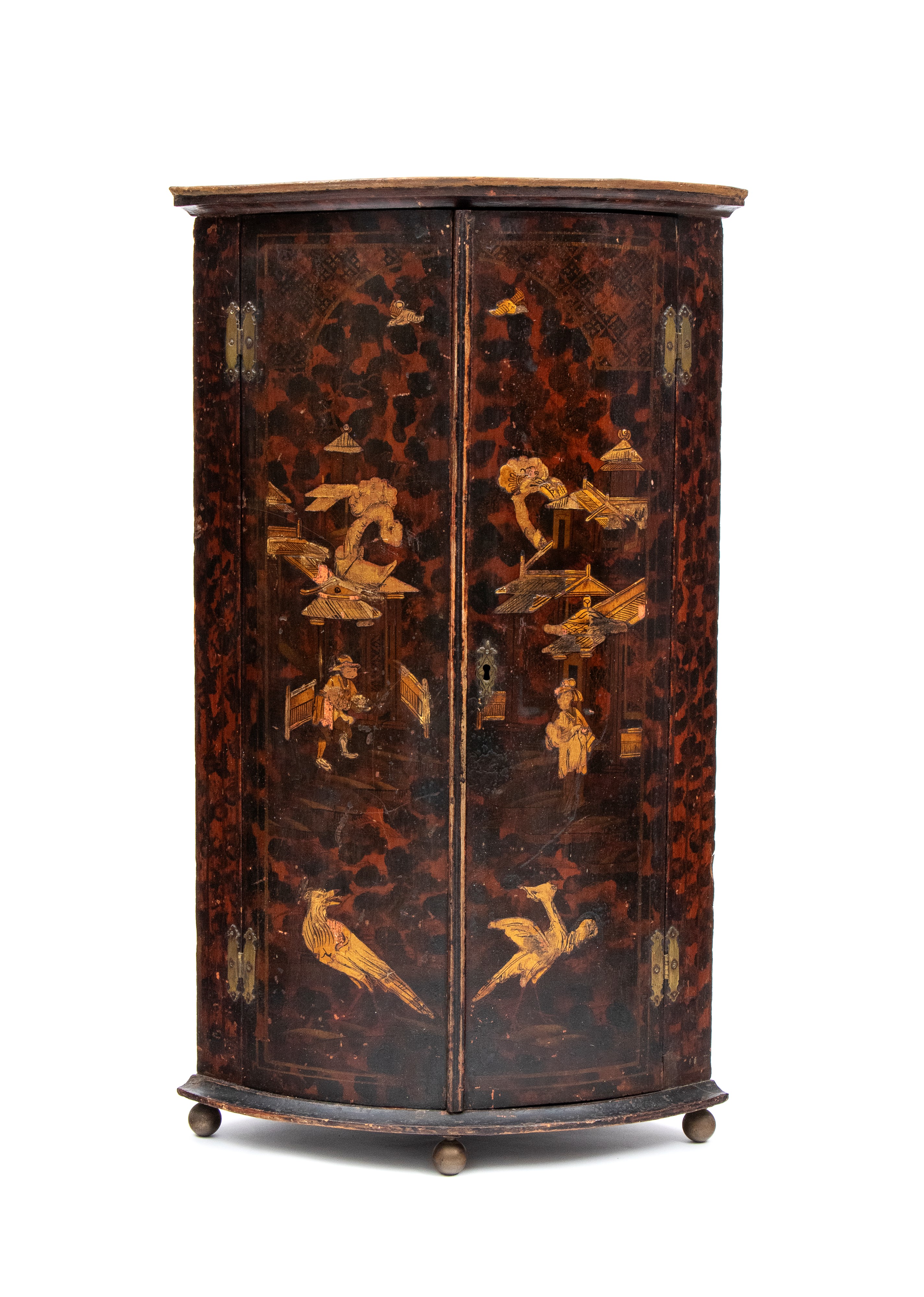 Angoliera in stile Chinoiserie, XIX secolo, legno laccato con finitura a finta tartaruga