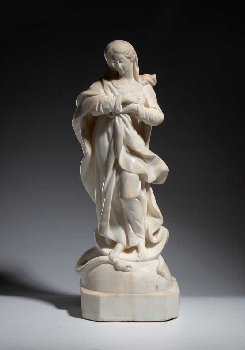 Scultura in marmo raffigurante l' Immacolata Concezione