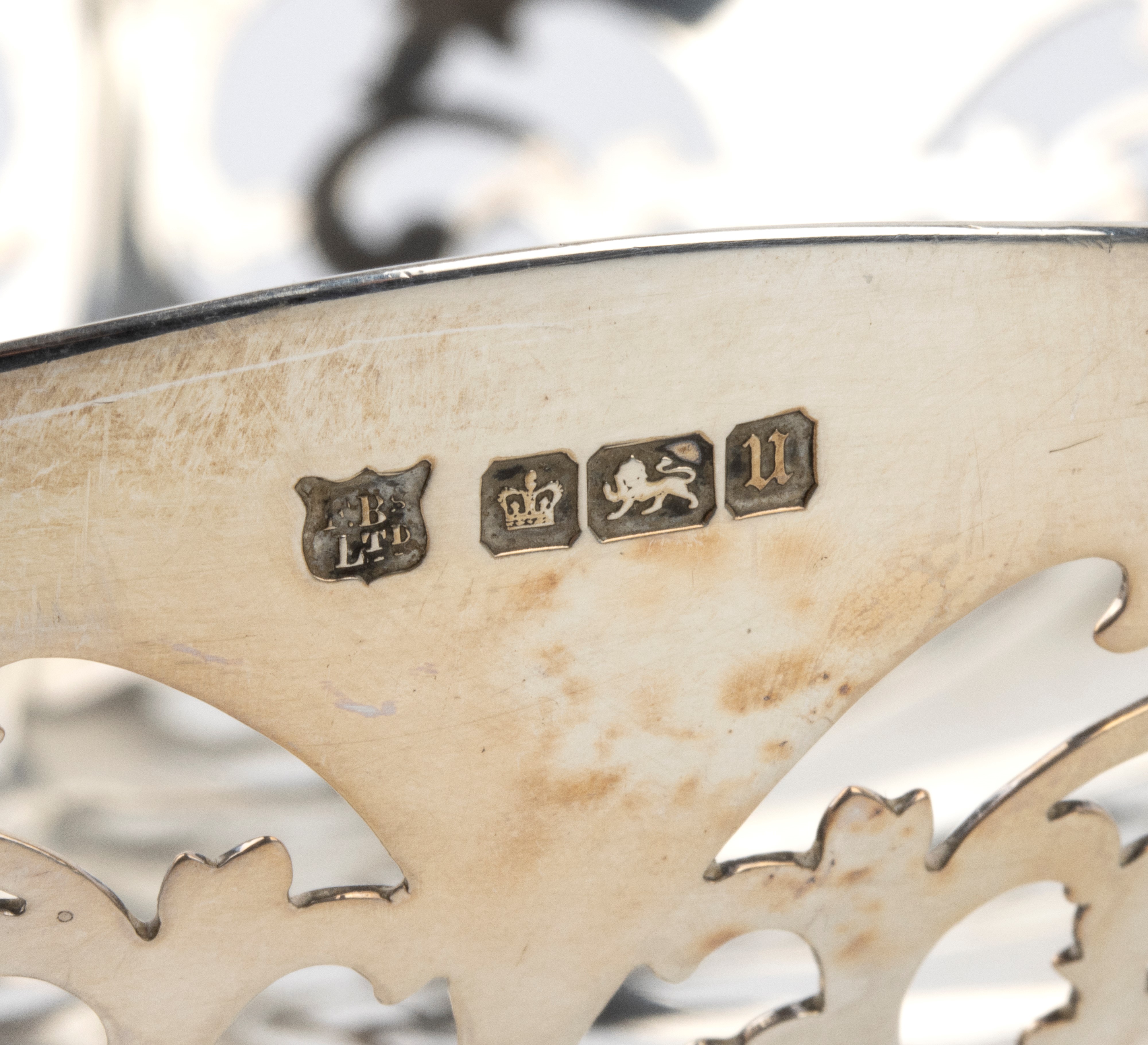 Fenton Brothers Ltd - Alzatina inglese in argento 925/1000 (Sheffield, 1912)