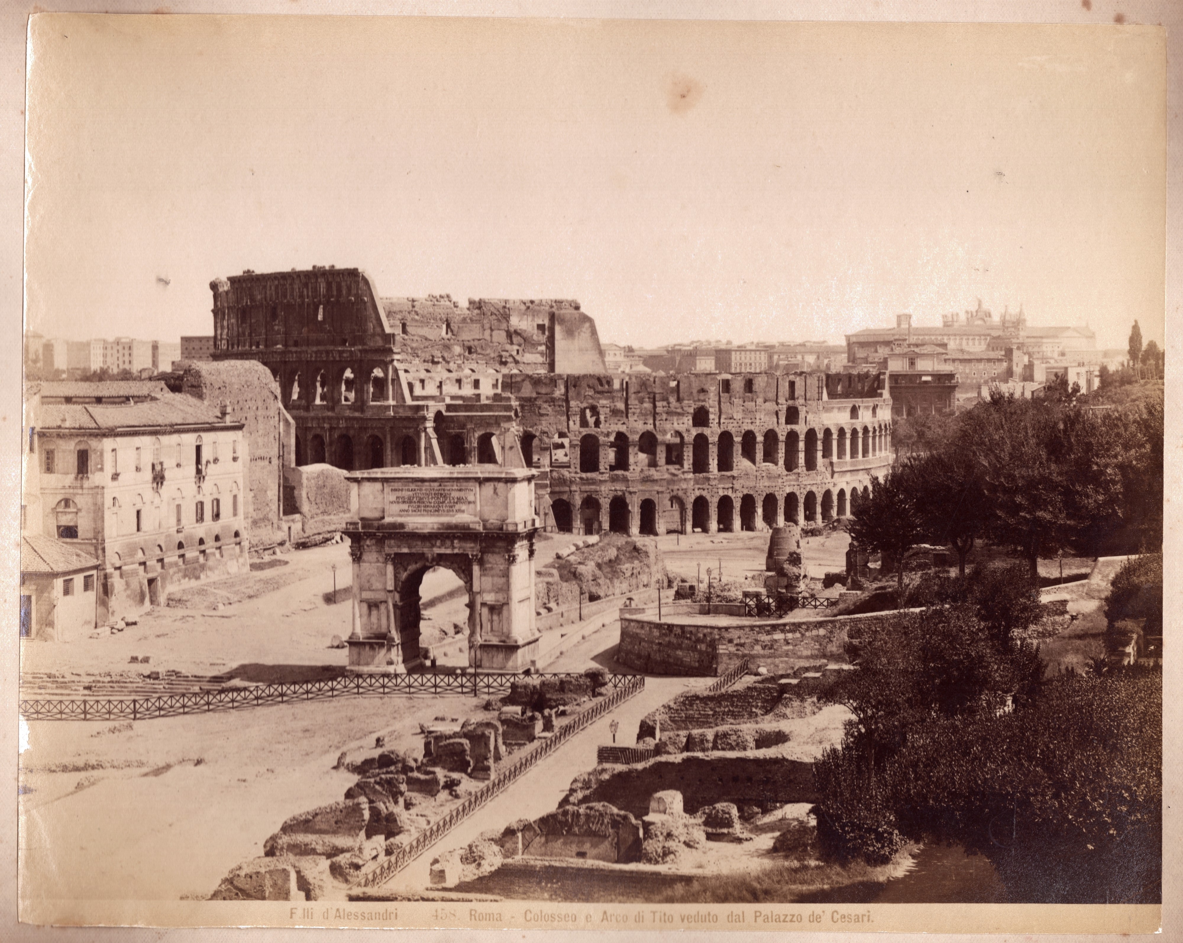 Roma, Veduta del Sepolcro di Cecilia Metella, Tempio di Venere, Arco di Costantino e Colosseo, fo...