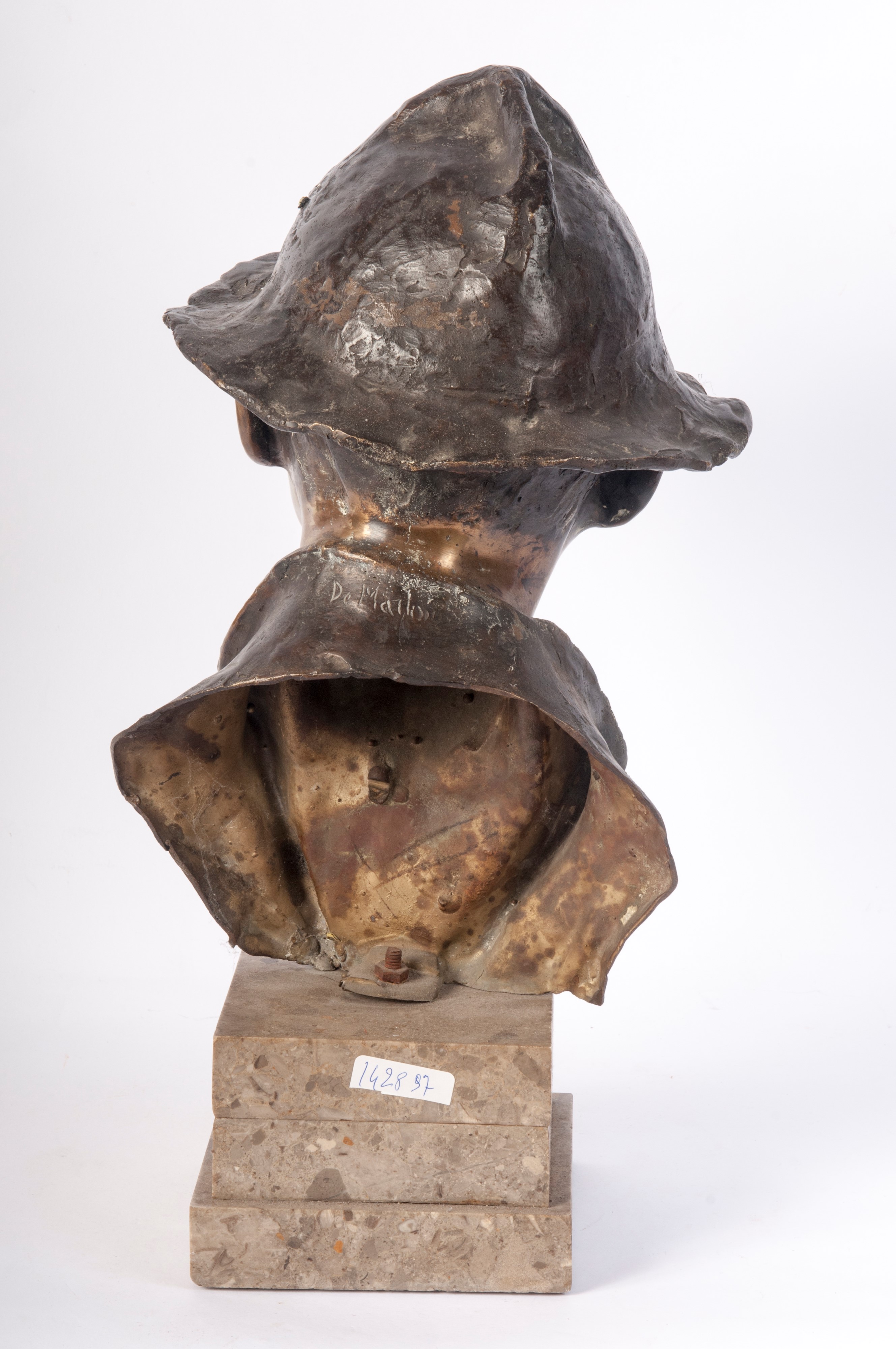 Scugnizzo, busto in bronzo