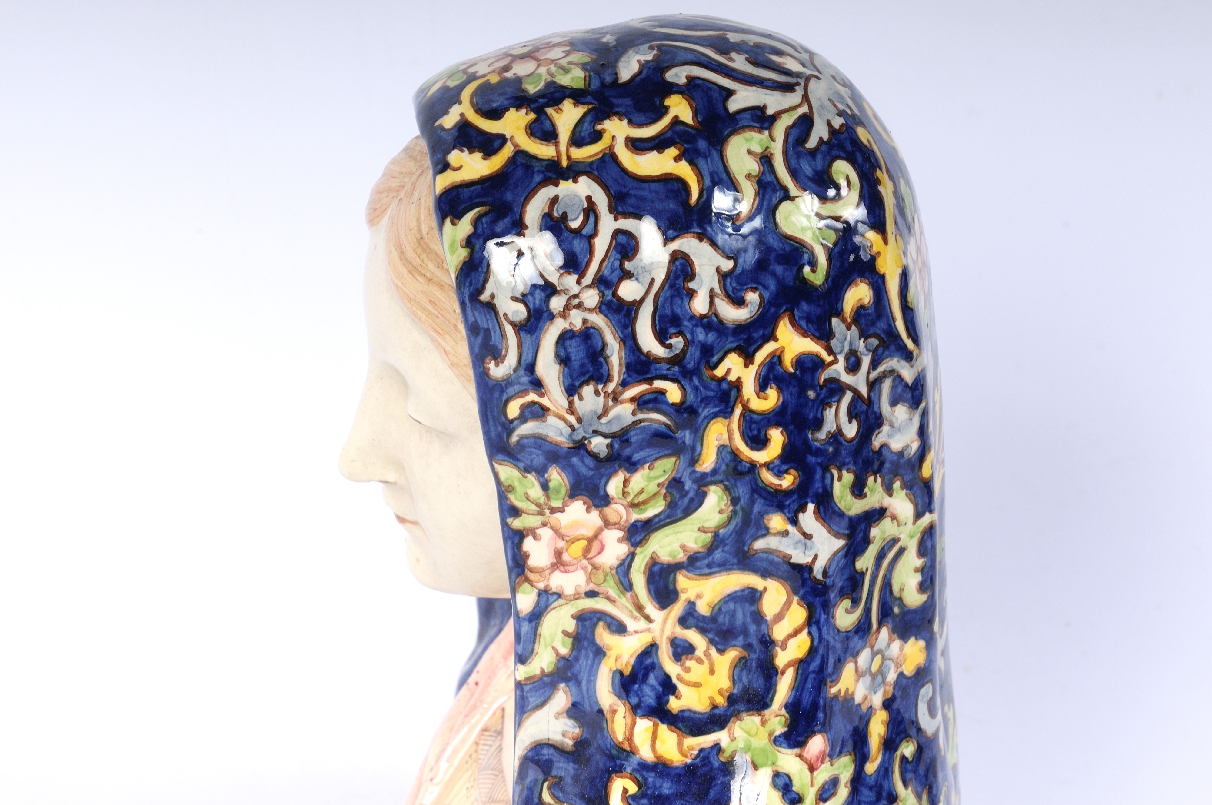 Madonna, Scultura in Ceramica a Tutto Tondo
