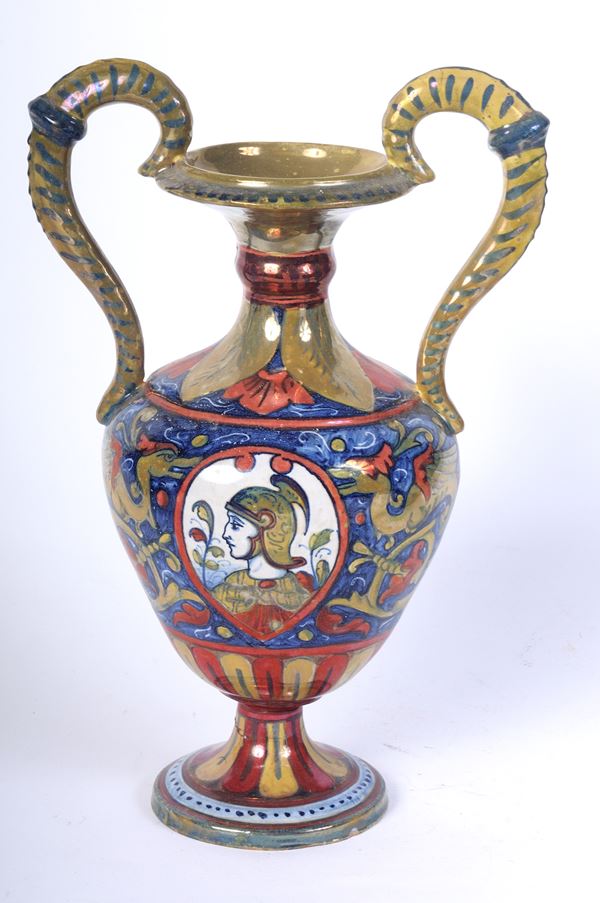 Vaso in ceramica a lustro