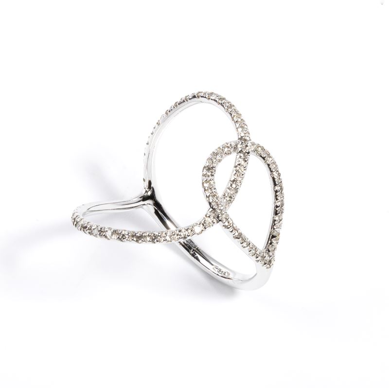 Anello in oro e diamanti