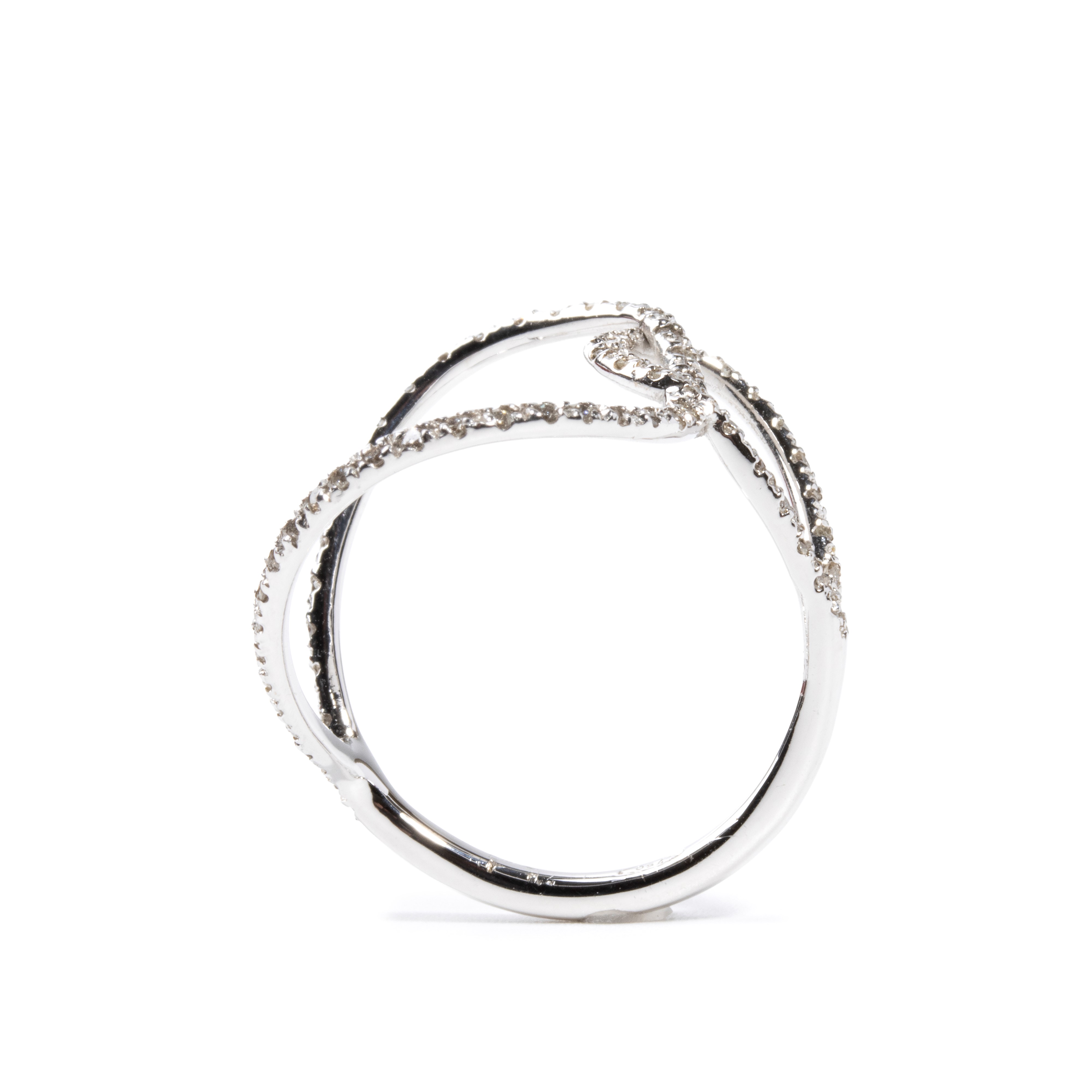 Anello in oro e diamanti