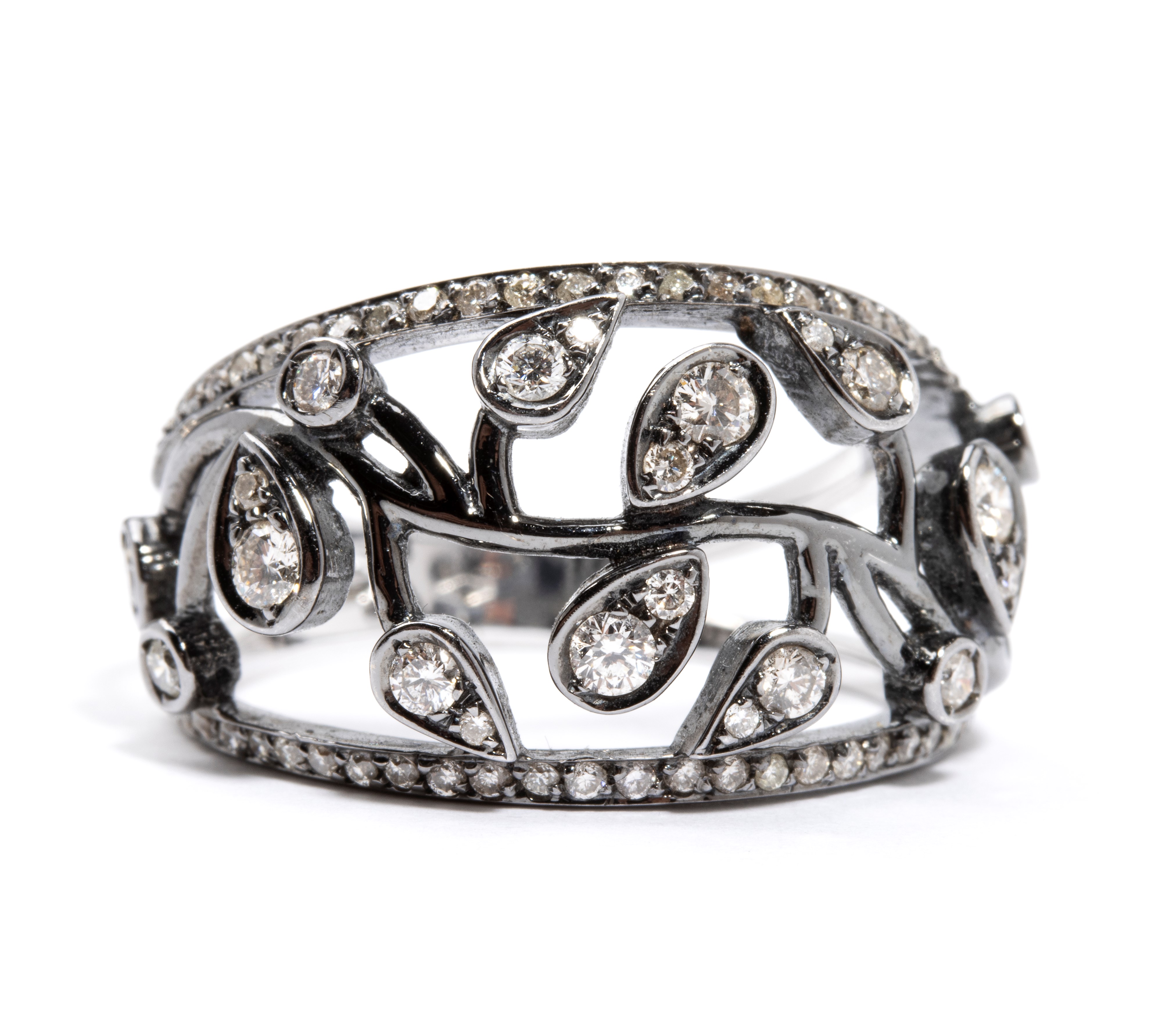 Anello in oro e diamanti