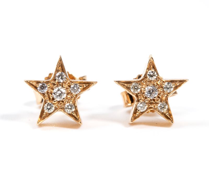 Orecchini a stella, oro rosa 18k e diamanti