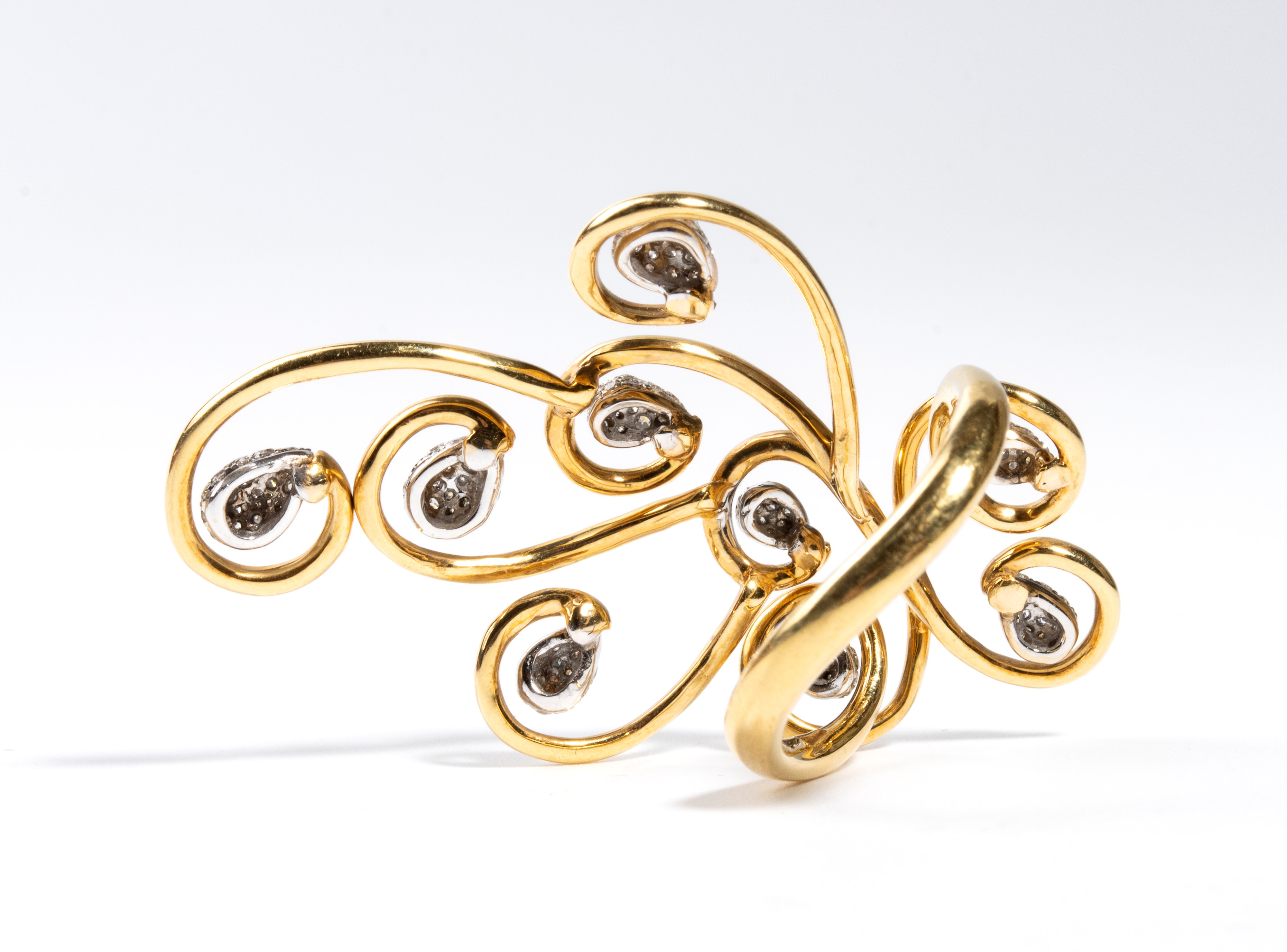 Anello in oro e diamanti