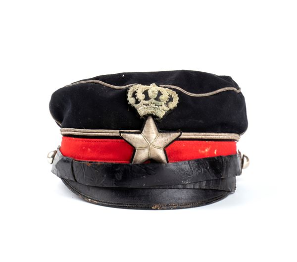 Italia, regno, periodo Umbertino, berretto m. 1880 da  sottotenente della milizia territoriale