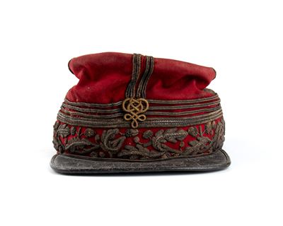 Generale del Secondo Impero del Messico, berretto da generale in panno rosso (1863-1867)
